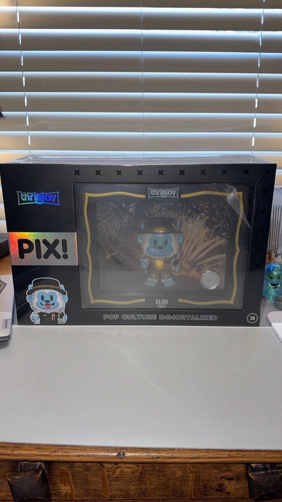 Thrilljoy Bloo #35 Chase 2025 New Year’s LE Thrilljoy Bloo #35 Chase 2025 New Year’s LE
