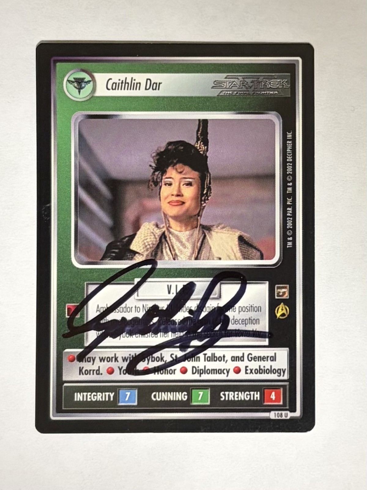 Autographed Star Trek ccg - Caithlin Dar (Cynthia Gouw) Autographed Star Trek ccg - Caithlin Dar (Cynthia Gouw)
