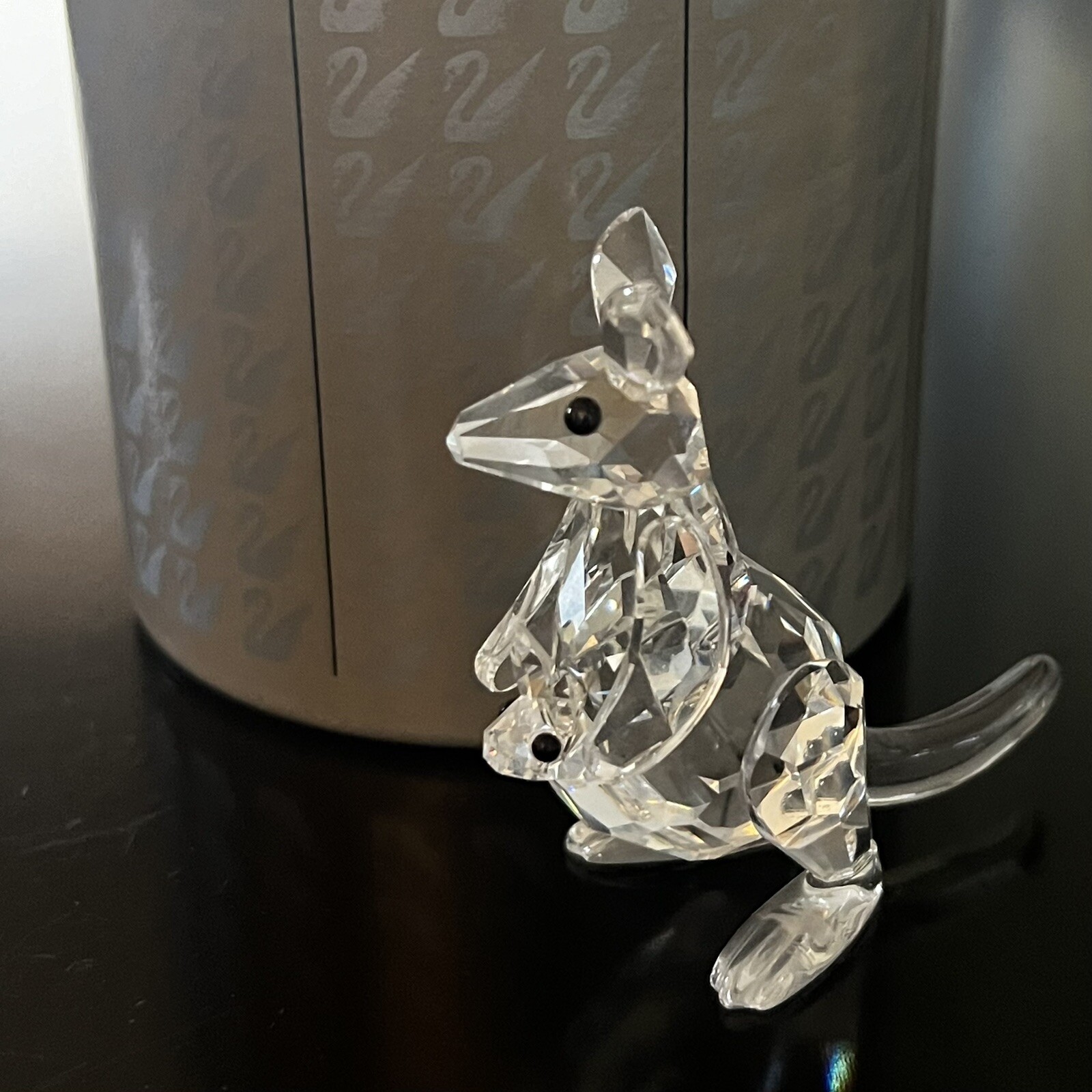 Swarovski Crystal Mother Kangaroo With Baby Figurine Box & COA 7609NR000001 Swarovski Crystal Mother Kangaroo With Baby Figurine Box & COA 7609NR000001