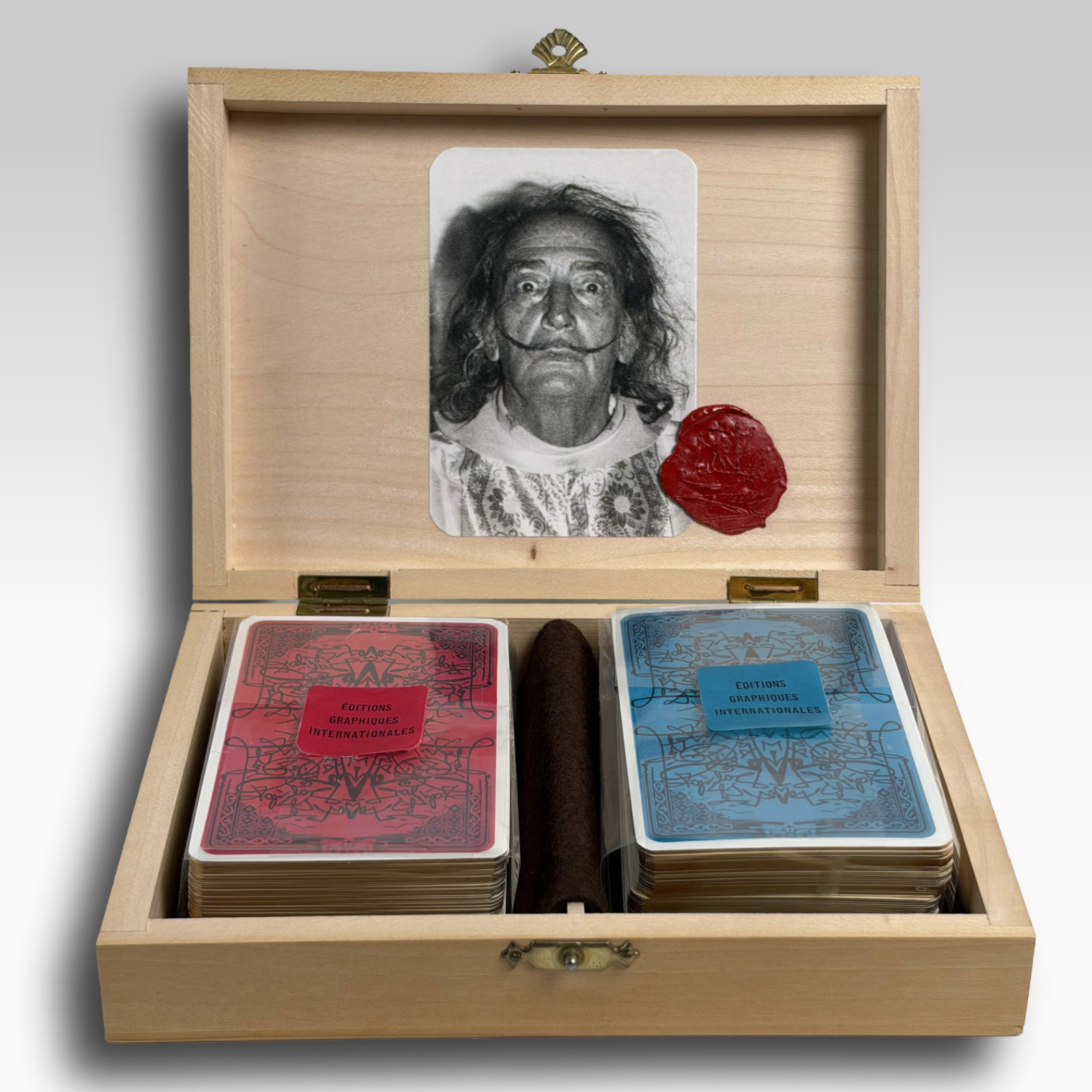 Vtg 1969 SALVADOR DALI Playing Cards Set Box Wood Case Draeger Sealed Deck Gilt Vtg 1969 SALVADOR DALI Playing Cards Set Box Wood Case Draeger Sealed Deck Gilt