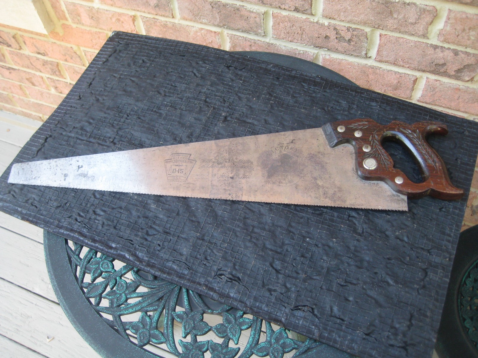 HENRY DISSTON & SONS D15 SAW 26 HENRY DISSTON & SONS D15 SAW 26