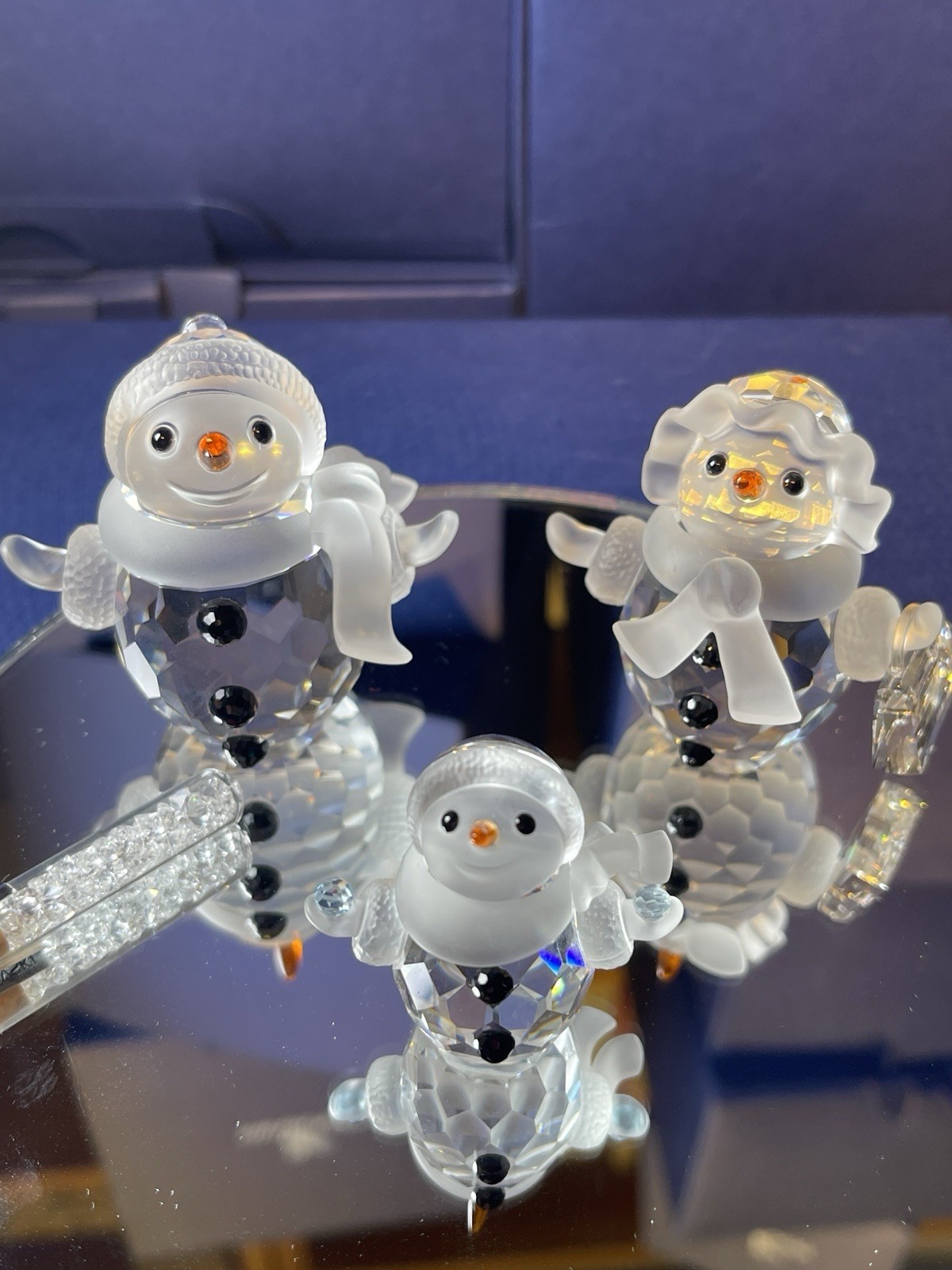 swarovski snowman father,mother&child,#655376,mint,certif & boxes swarovski snowman father,mother&child,#655376,mint,certif & boxes