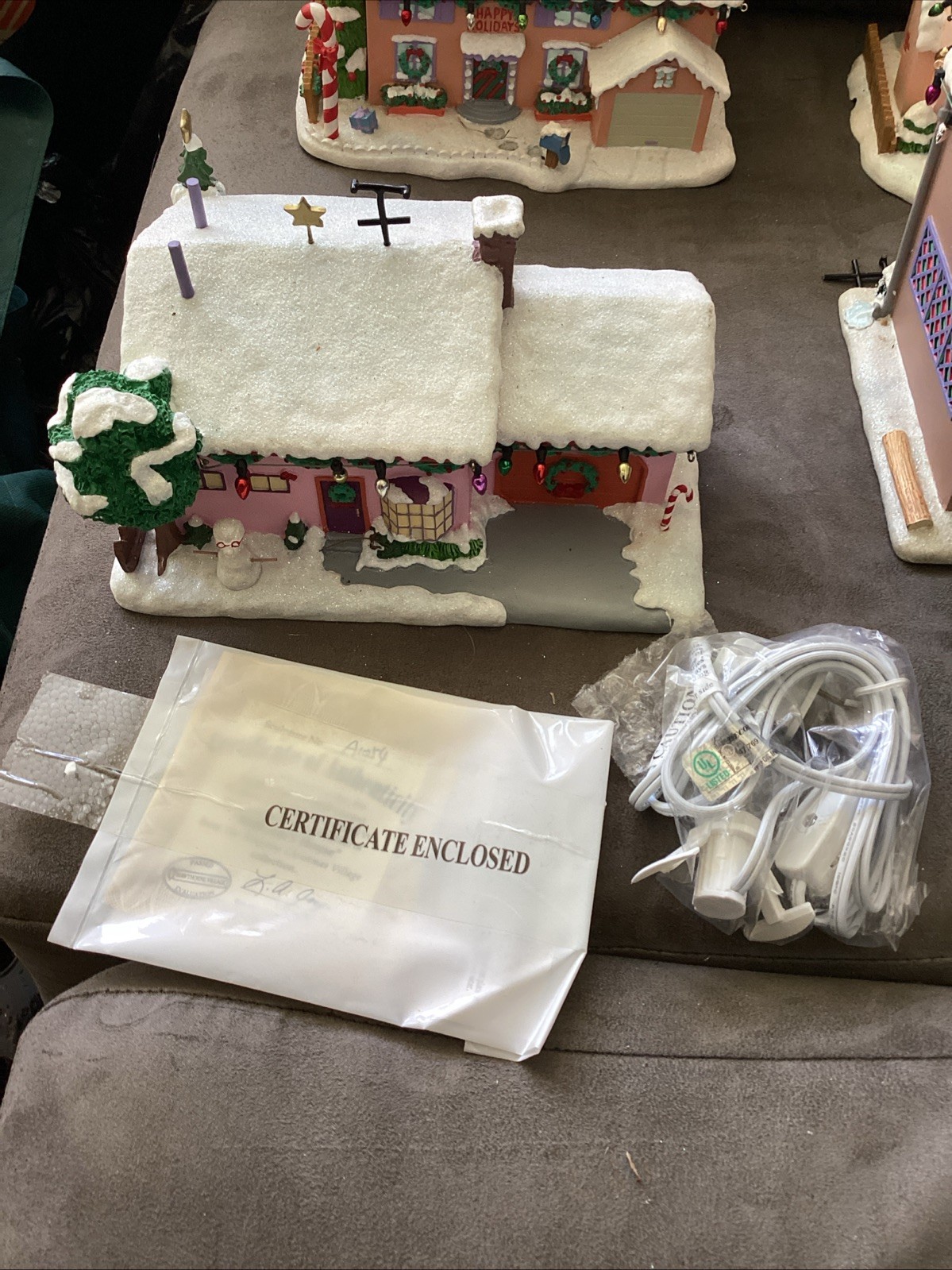 Hawthorne Village Christmas Simpsons Millhouse’s Housewith Cert & Light Hawthorne Village Christmas Simpsons Millhouse’s Housewith Cert & Light