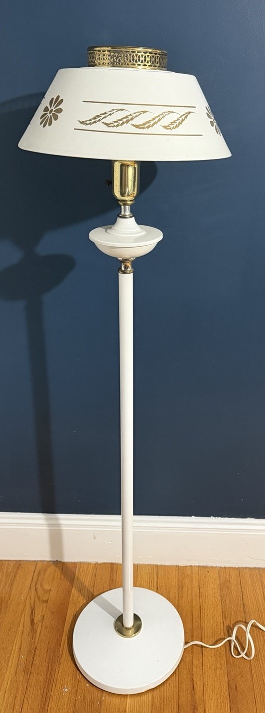 Vintage MCM White & Gold Toleware Floor Lamp With Shade Local Pickup Vintage MCM White & Gold Toleware Floor Lamp With Shade Local Pickup