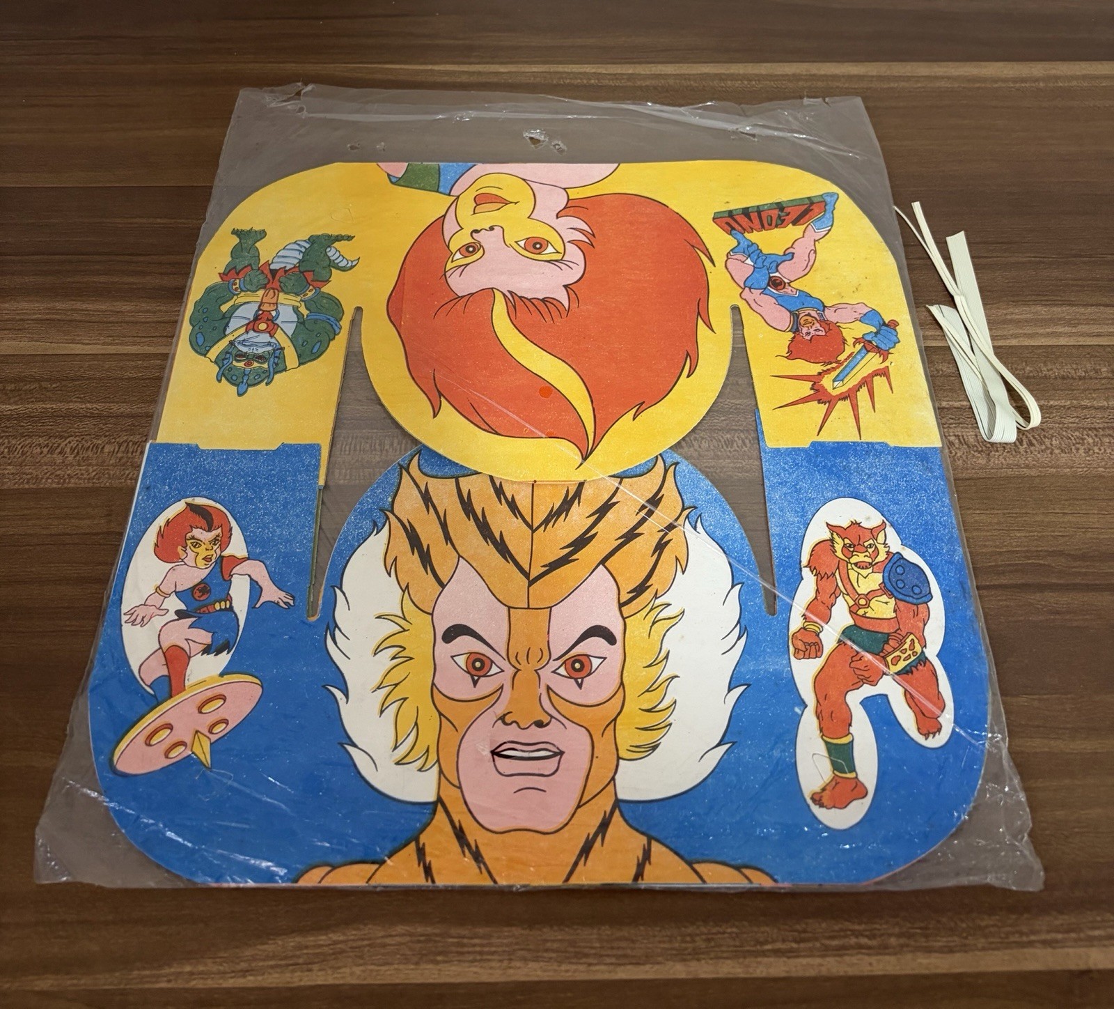 Thundercats Lion-O/ Tygro -Party Hats Halloween🎉 Peru Art Very Rare VTG 80s HTF Thundercats Lion-O/ Tygro -Party Hats Halloween🎉 Peru Art Very Rare VTG 80s HTF