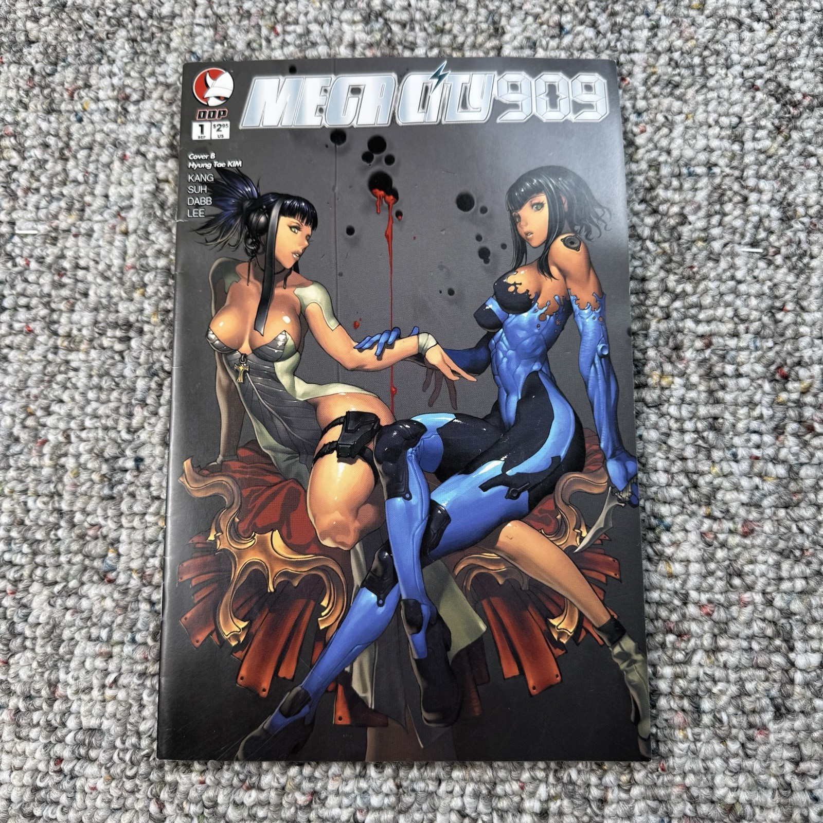 Megacity 909 #1 NM HTF Low Print Series GORGEOUS VARIANT Cover (2004) Megacity 909 #1 NM HTF Low Print Series GORGEOUS VARIANT Cover (2004)