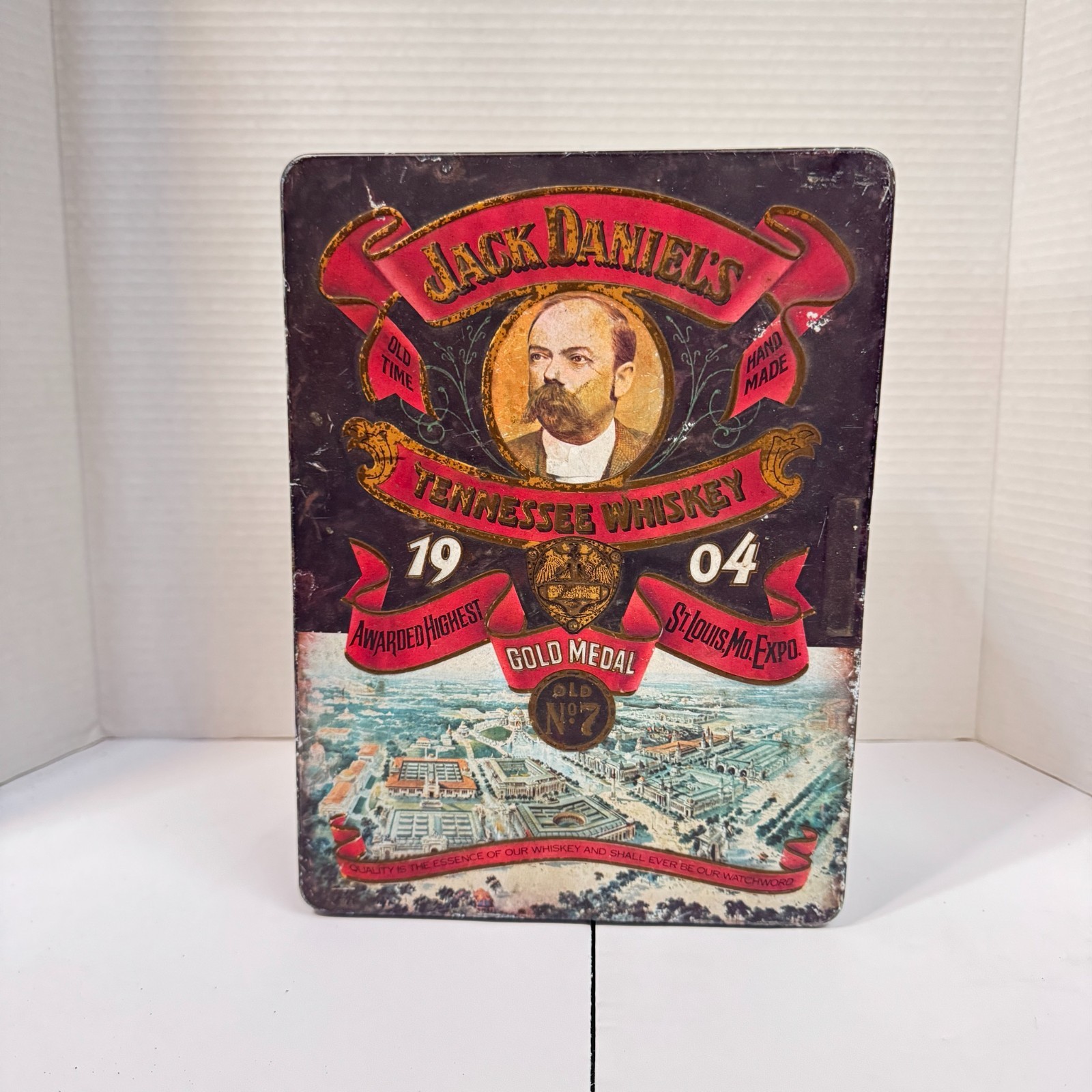 Vintage Jack Daniels Whiskey 1904 Gold Medal Hinged Tin Box St Louis Worlds Fair Vintage Jack Daniels Whiskey 1904 Gold Medal Hinged Tin Box St Louis Worlds Fair