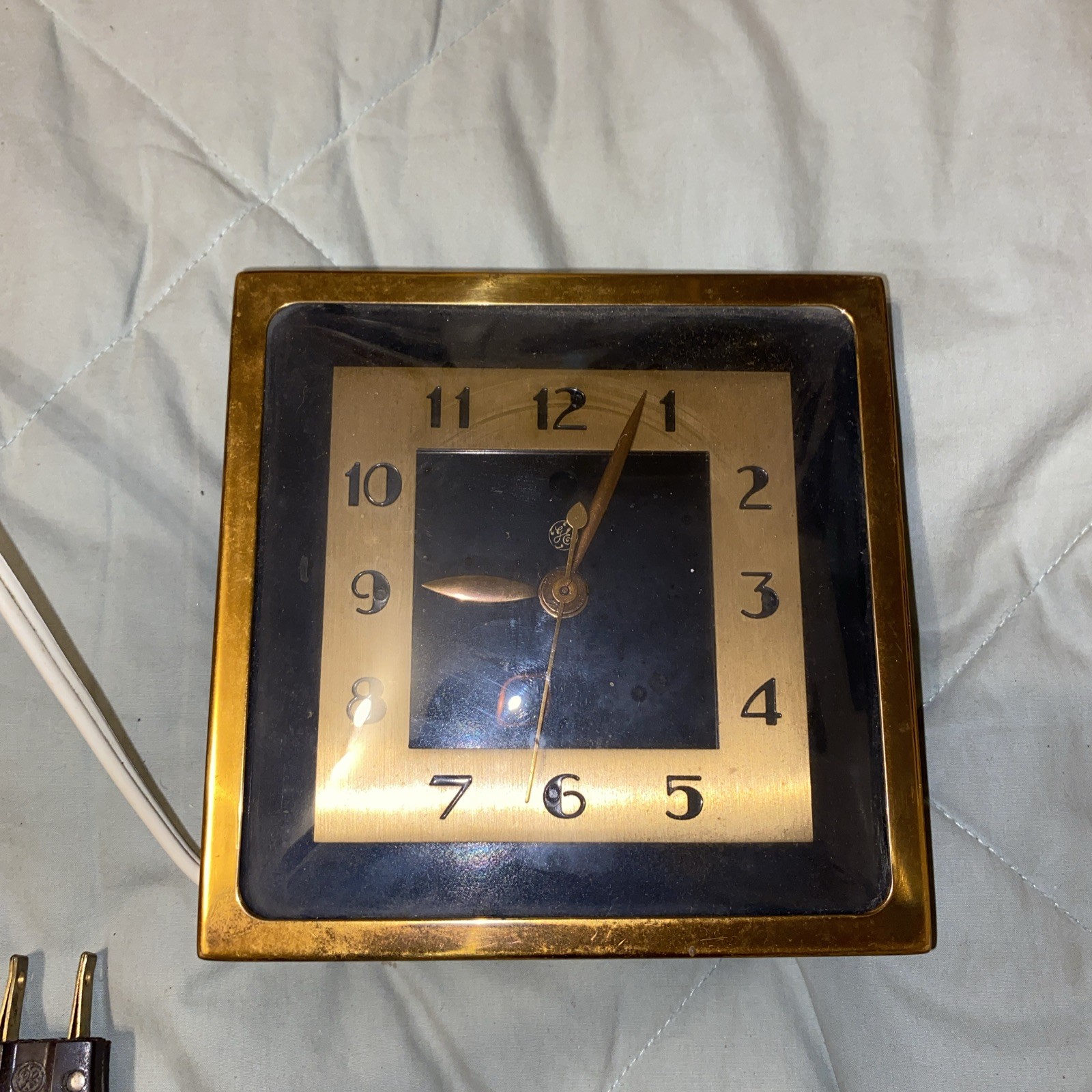 Vintage GE General Electric Art Deco Brass Desk Mantel Clock Model AB-4F52 Vintage GE General Electric Art Deco Brass Desk Mantel Clock Model AB-4F52