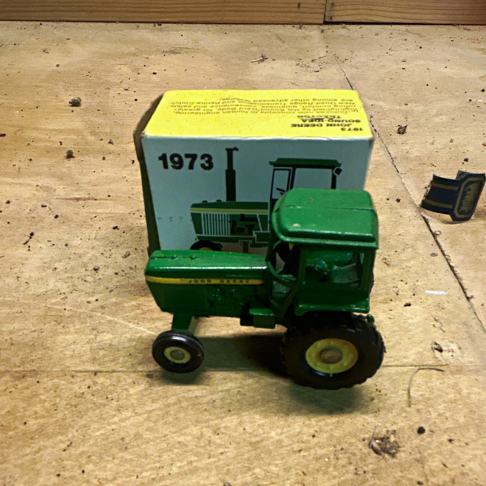 John Deere 1973 Sound-Idea Tractor Diecast Toy w/ Box, Agriculture Theme John Deere 1973 Sound-Idea Tractor Diecast Toy w/ Box, Agriculture Theme