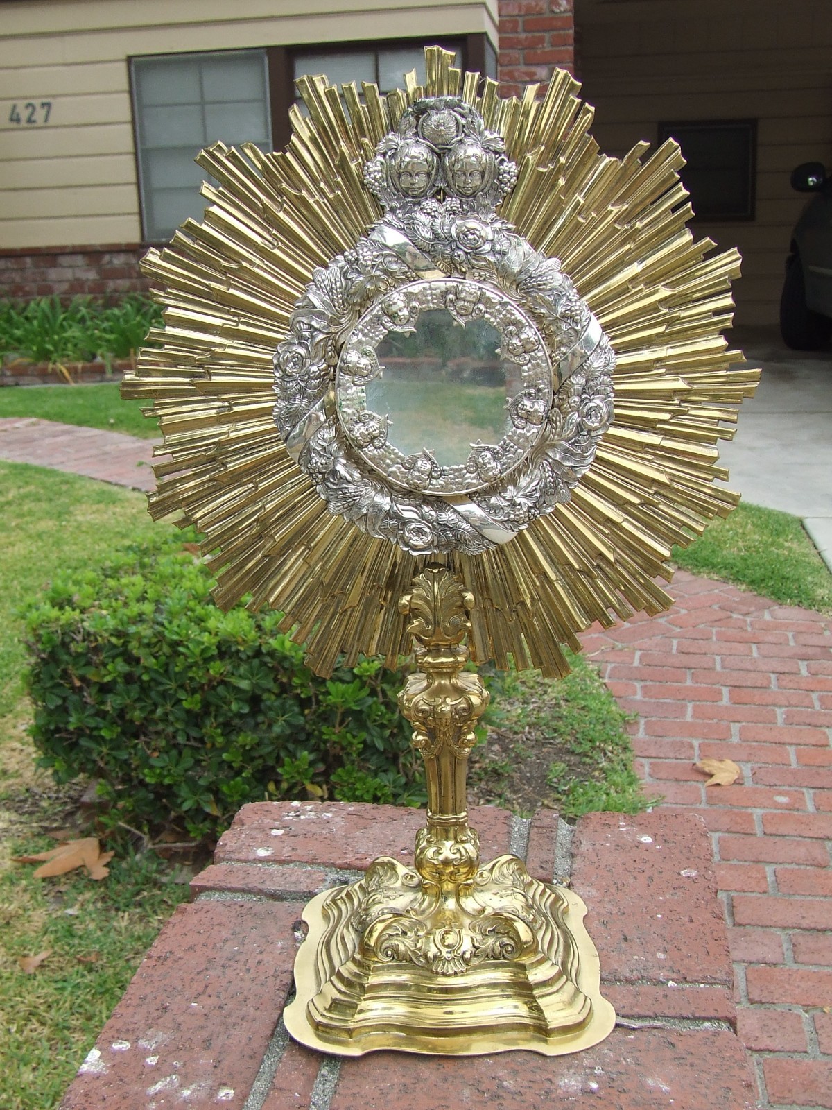Nice Older Antique Traditional Monstrance - No Luna Nice Older Antique Traditional Monstrance - No Luna