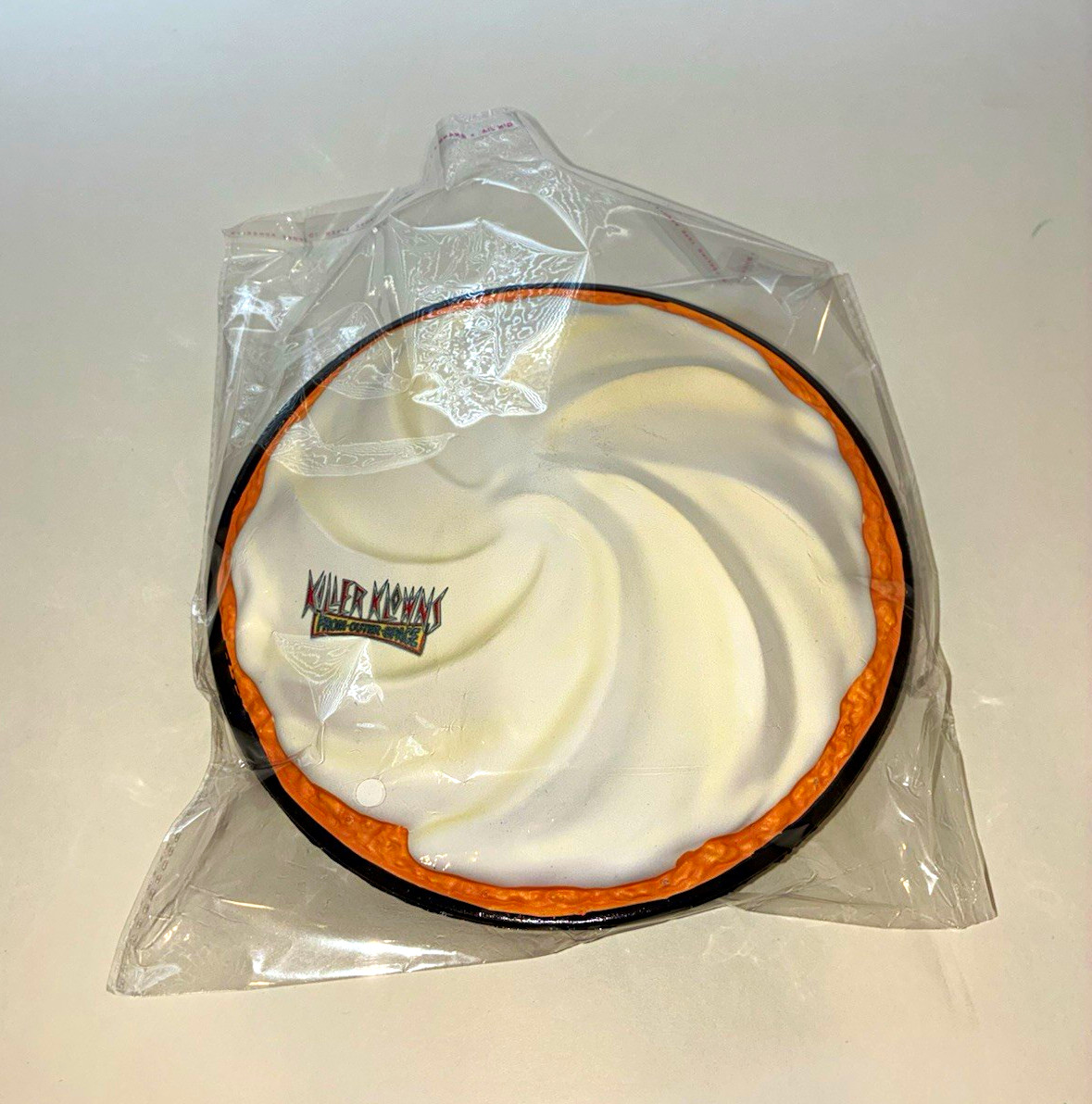 Killer Klowns From Outer Space Acid Pie Prop Plastic Spirit Halloween NO BOX