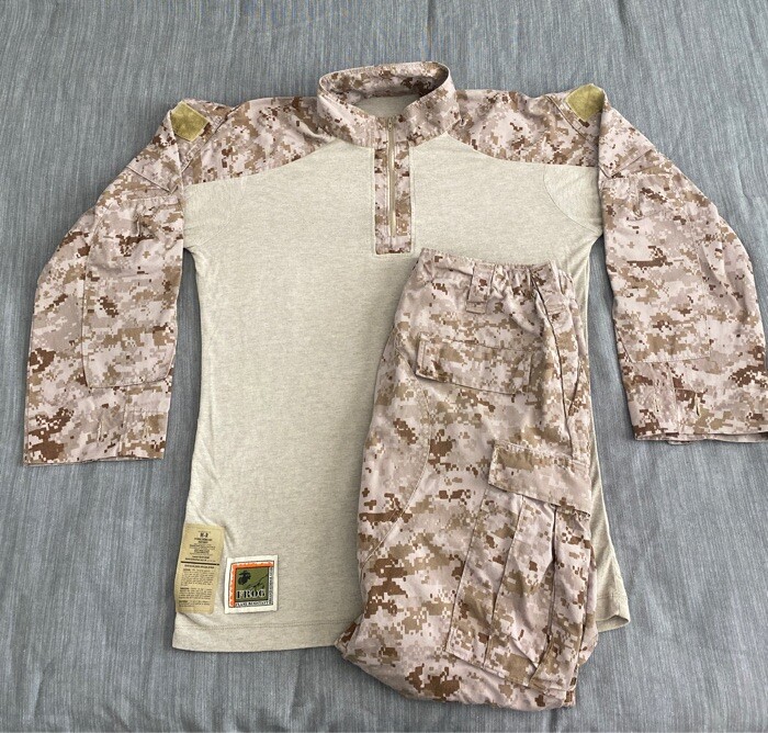 USMC DESERT MARPAT FROG TOP & BOTTOM L/R USMC DESERT MARPAT FROG TOP & BOTTOM L/R