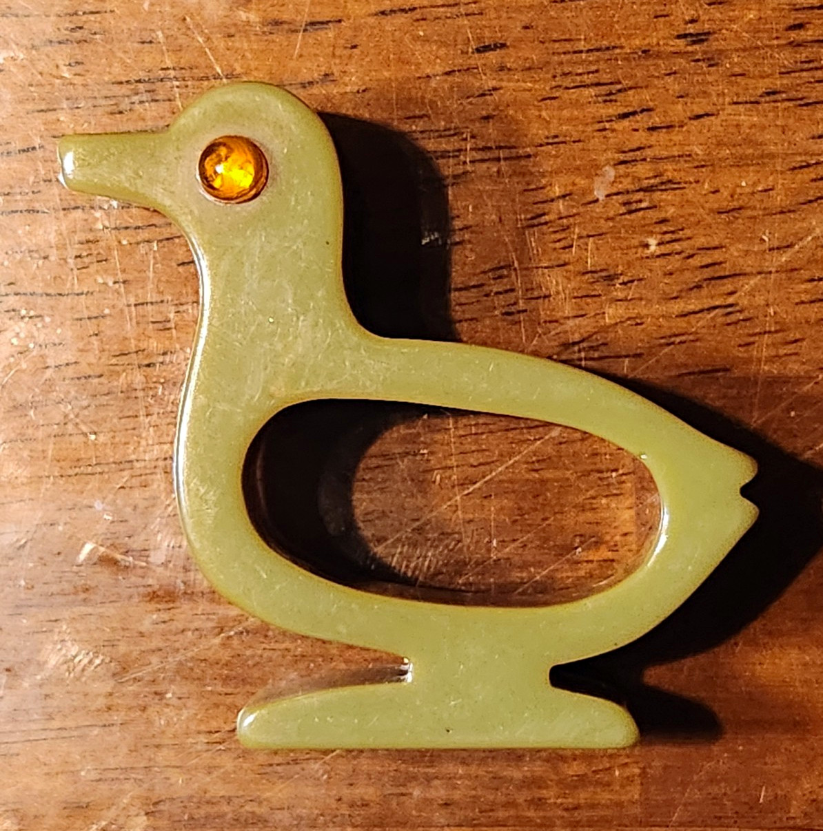 Vintage green bakelite duck napkin ring 12.5mm Thick Semichrome Tested Vintage green bakelite duck napkin ring 12.5mm Thick Semichrome Tested