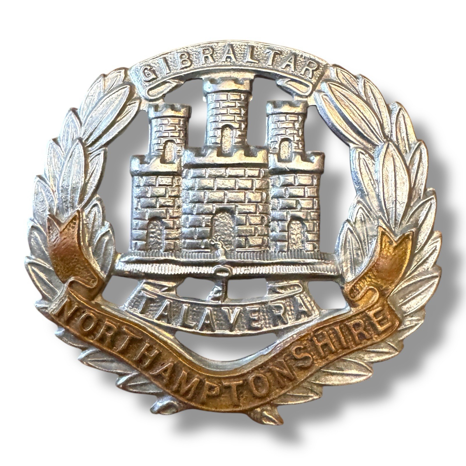 Vintage Northamptonshire Regiment Gibraltar Talavera British Army Cap Badge