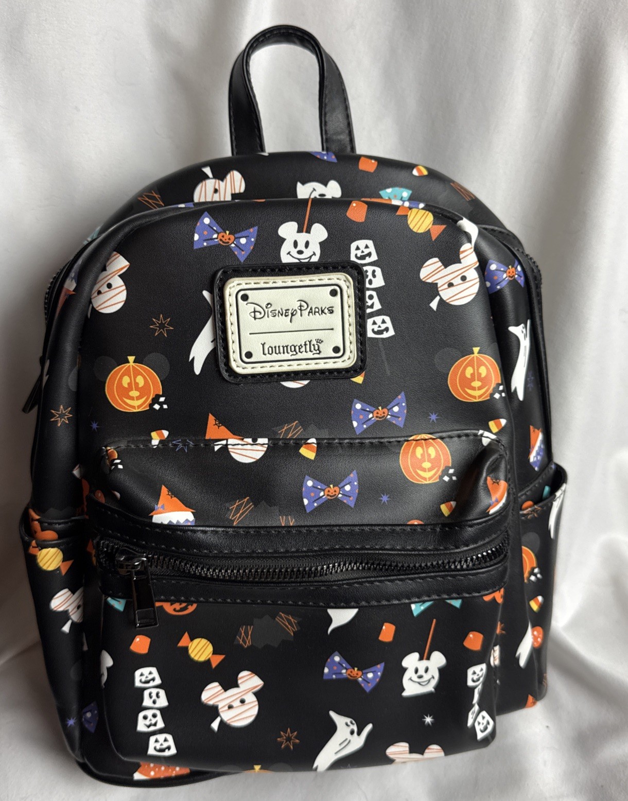 NEW Halloween Treats & Snacks DISNEY PARKS Loungefly Mini Backpack 2020 Icons