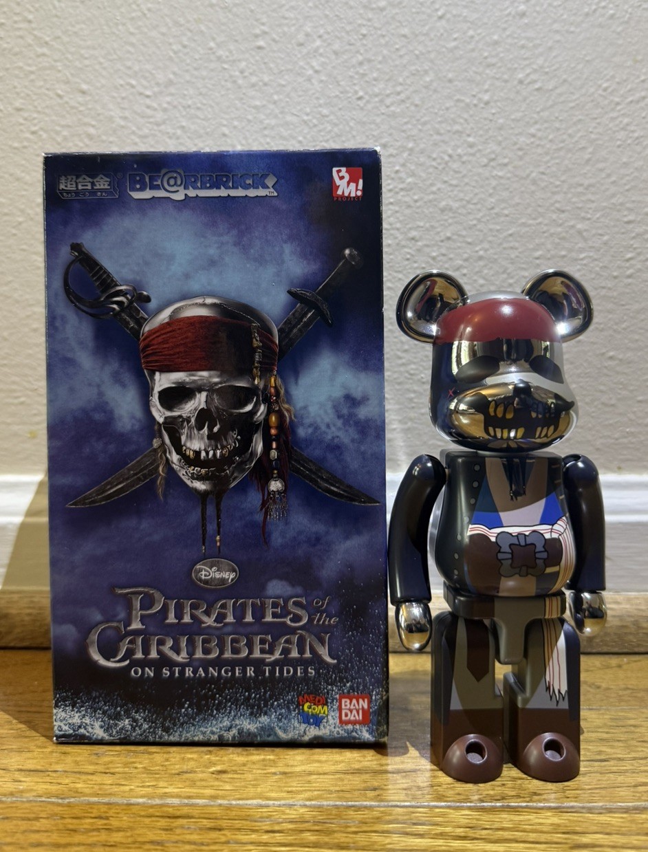 Medicom 200% Bearbrick ~ rare Chogokin Be@rbrick Pirates of the Caribbean alloy Medicom 200% Bearbrick ~ rare Chogokin Be@rbrick Pirates of the Caribbean alloy