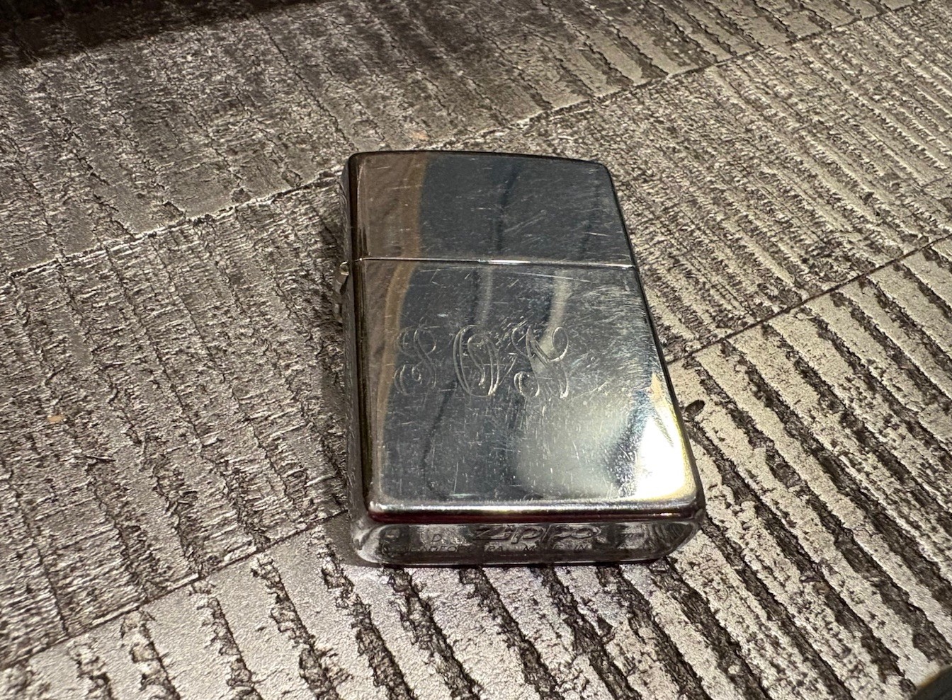 Vintage Zippo Lighter Polished Chrome Custom Monogram Engraved April 1991 Vintage Zippo Lighter Polished Chrome Custom Monogram Engraved April 1991