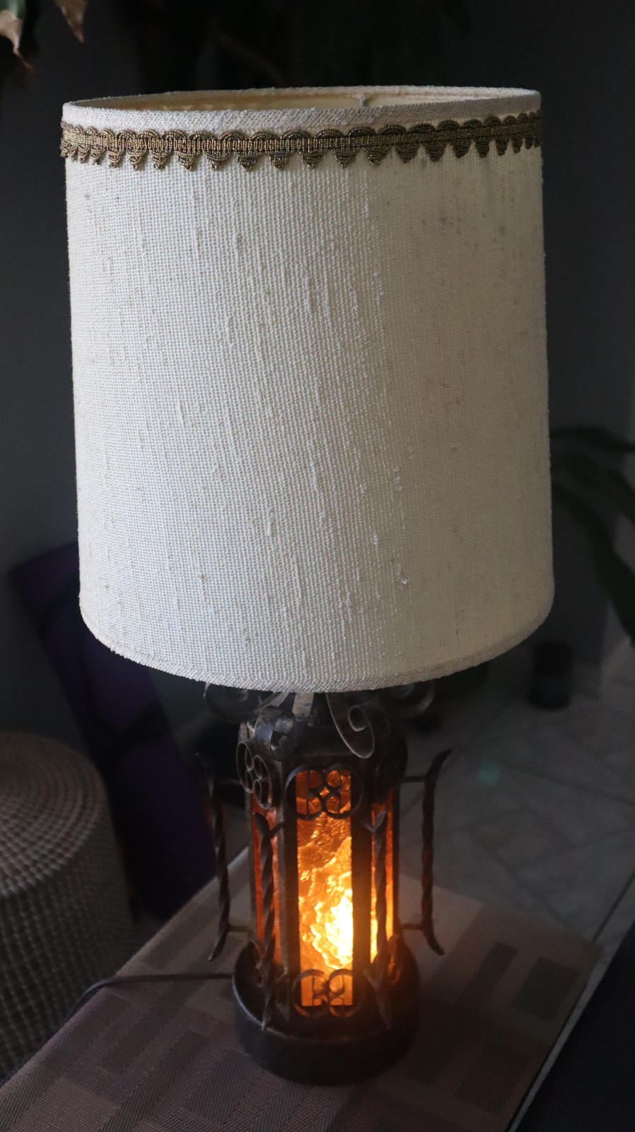 Vtg 1960s Spanish Revival Gothic Table Lamp Wrought Iron Amber Glass Nightlight Vtg 1960s Spanish Revival Gothic Table Lamp Wrought Iron Amber Glass Nightlight