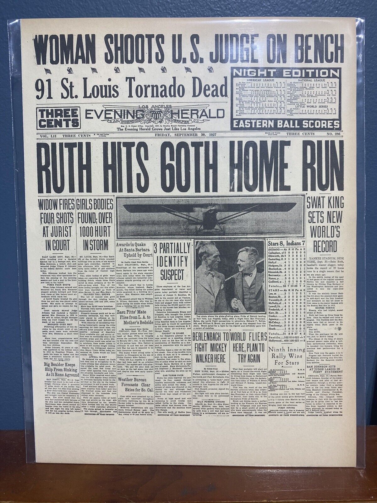 VINTAGE NEWSPAPER HEADLINE ~BABE RUTH HITS 60th HOME RUN 1927 BASEBALL  RECORD