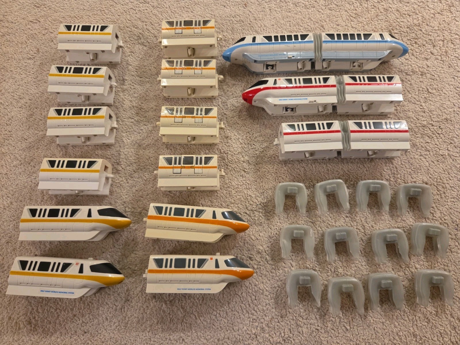 Disney World Monorail Playset Black Train Cars Only Huge Lot /  18 Pieces Non-Op