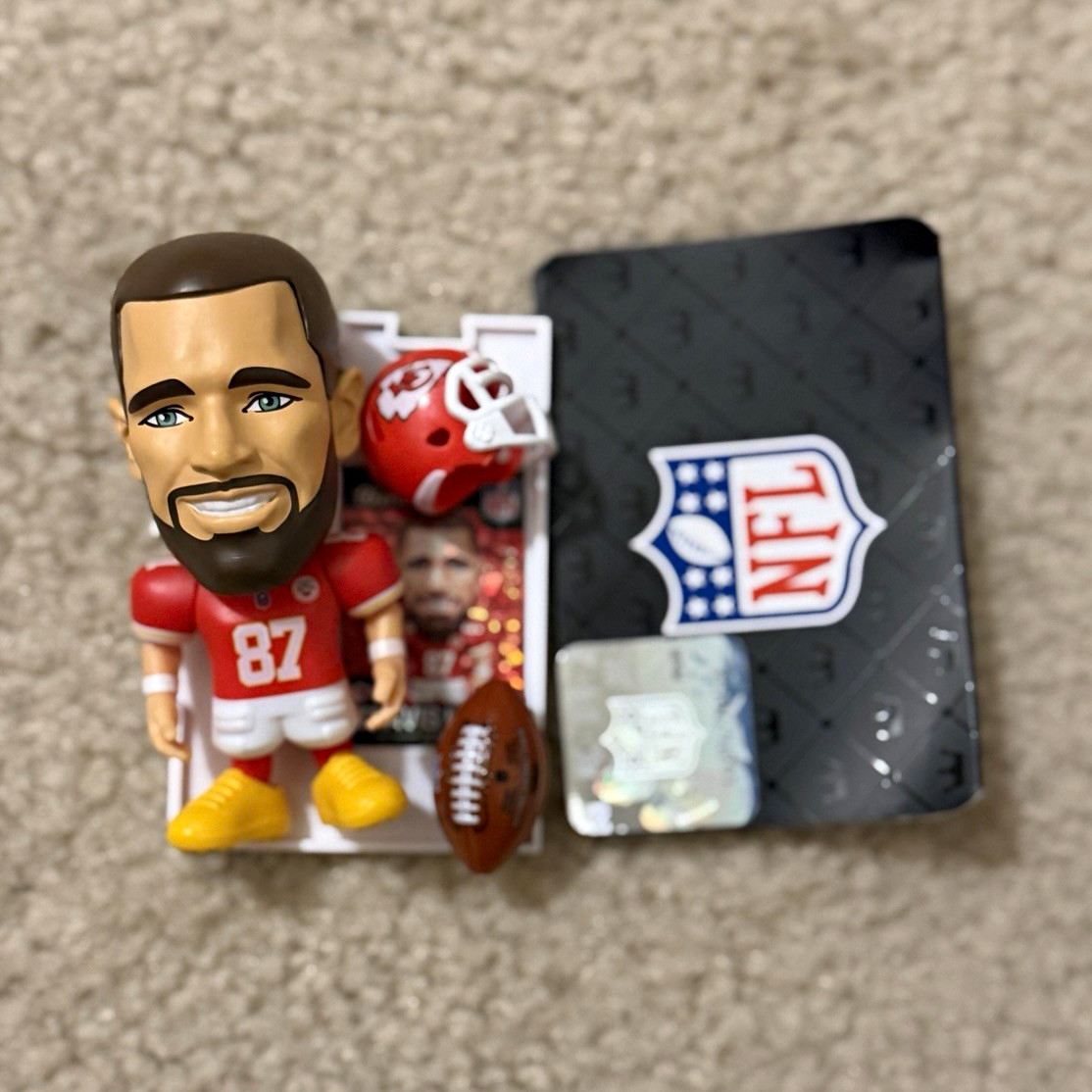 ZURU NFL Ballers Travis Kelce Kansas City Chiefs Figure Complete ZURU NFL Ballers Travis Kelce Kansas City Chiefs Figure Complete
