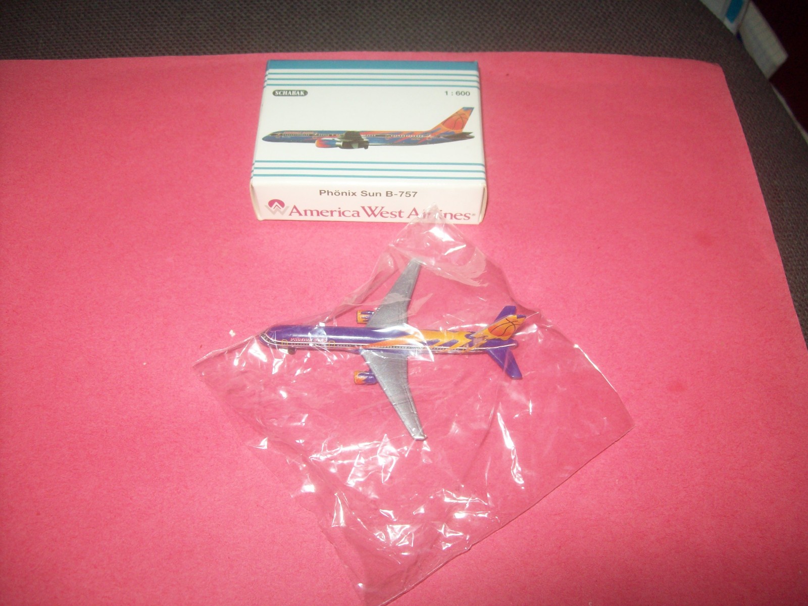 AMERICA WEST AIRLINES B-757 908/128p BY SCHABAK GERMANY 1/600 AIRCRAFT MODEL AMERICA WEST AIRLINES B-757 908/128p BY SCHABAK GERMANY 1/600 AIRCRAFT MODEL