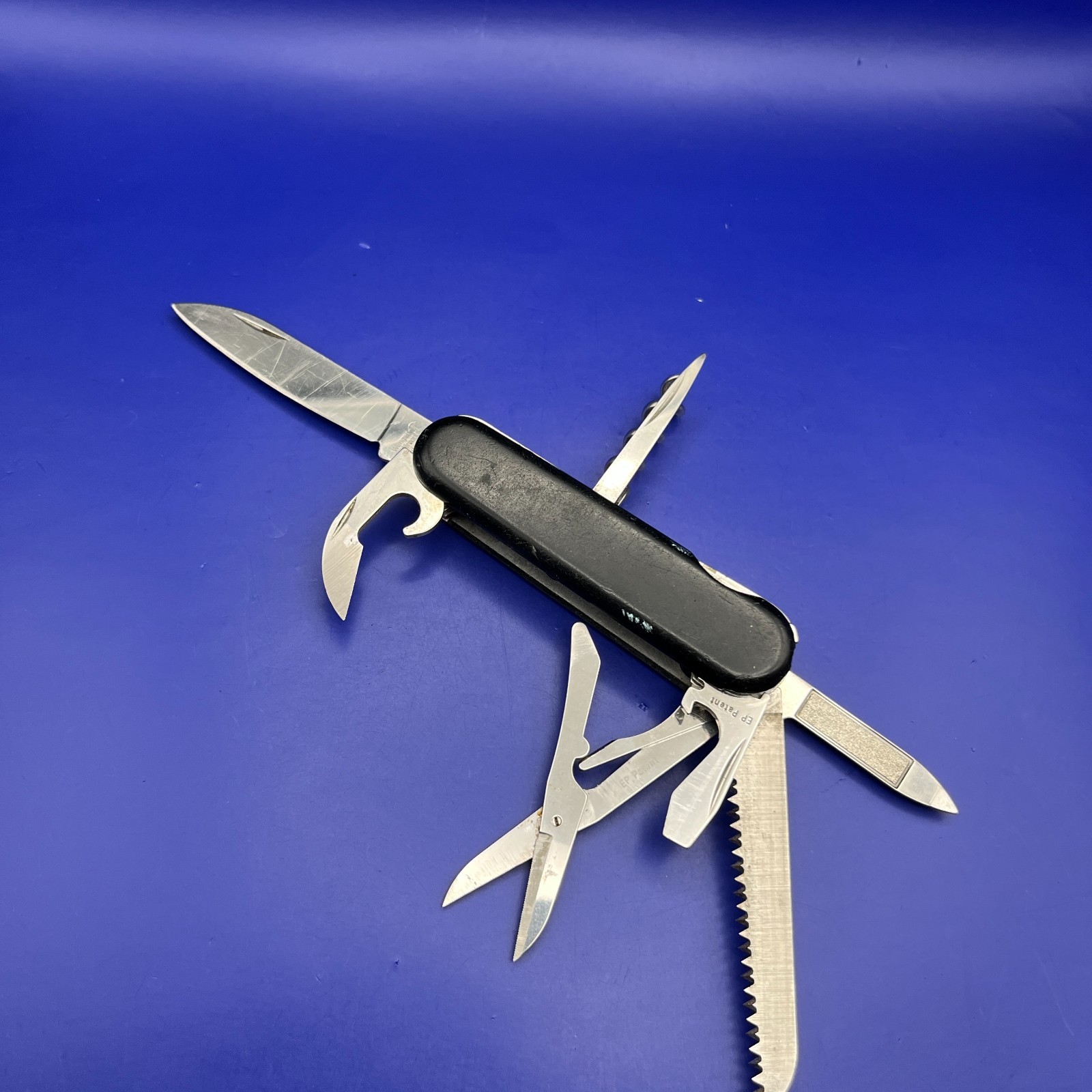 Wenger Forester 85mm Black Swiss Army Knife Wenger Forester 85mm Black Swiss Army Knife