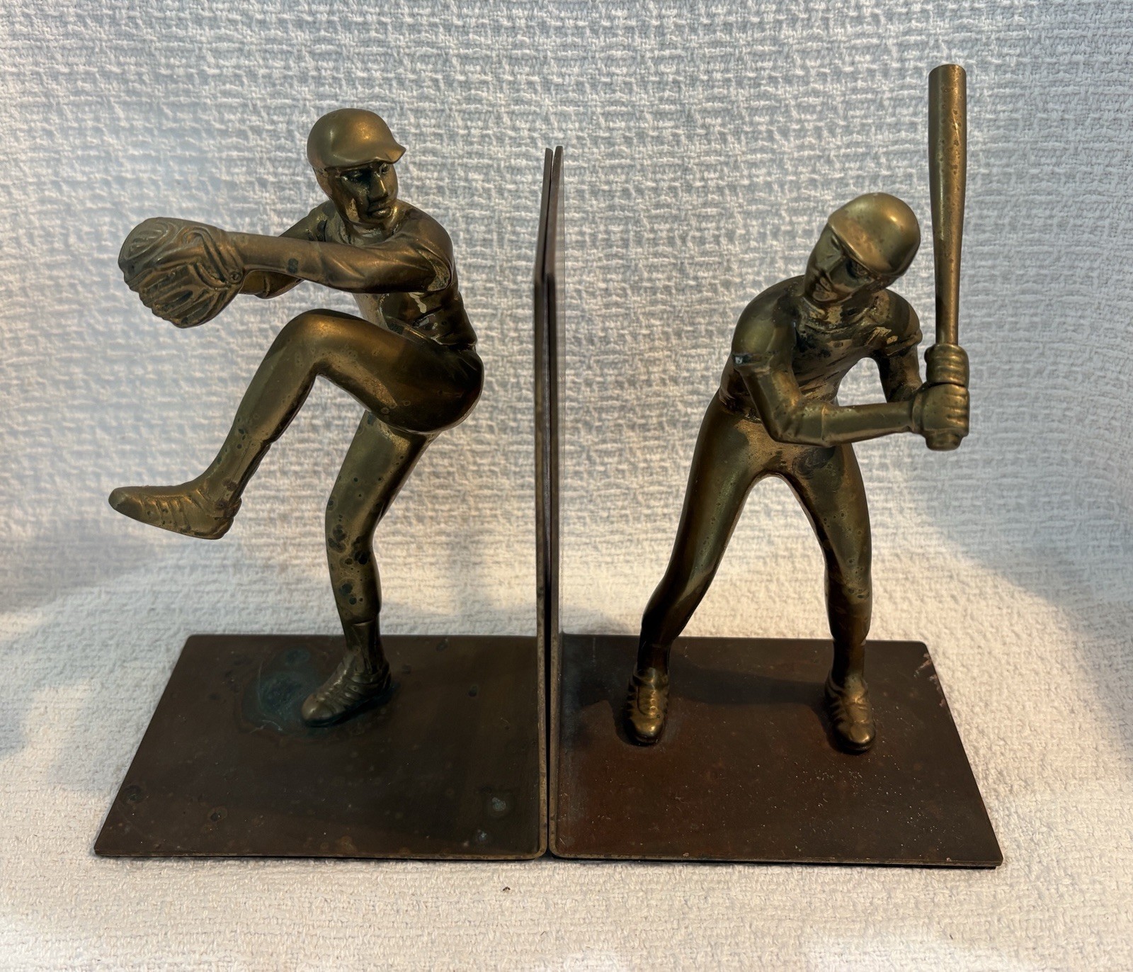 Vintage Brass Baseball Player Pitcher Batter Novelty Figurine Bookends Vintage Brass Baseball Player Pitcher Batter Novelty Figurine Bookends