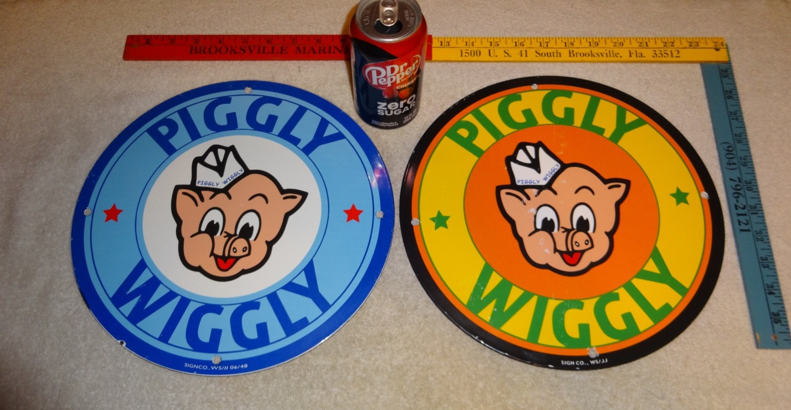 VINTAGE PIGGLY WIGGLY PORCELAIN SIGN LOT OF 2 PIGS π GROCERY STORE ADVERTISING VINTAGE PIGGLY WIGGLY PORCELAIN SIGN LOT OF 2 PIGS π GROCERY STORE ADVERTISING