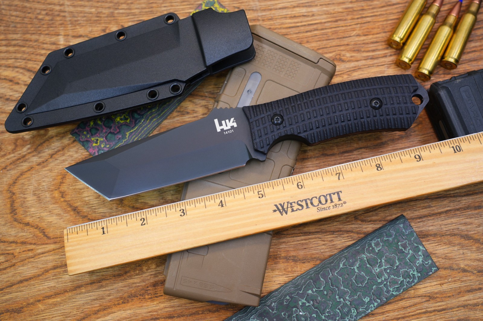 HK 14101 Conspiracy Fixed Blade Knife - Tanto - Made by Benchmade - Discontinued HK 14101 Conspiracy Fixed Blade Knife - Tanto - Made by Benchmade - Discontinued