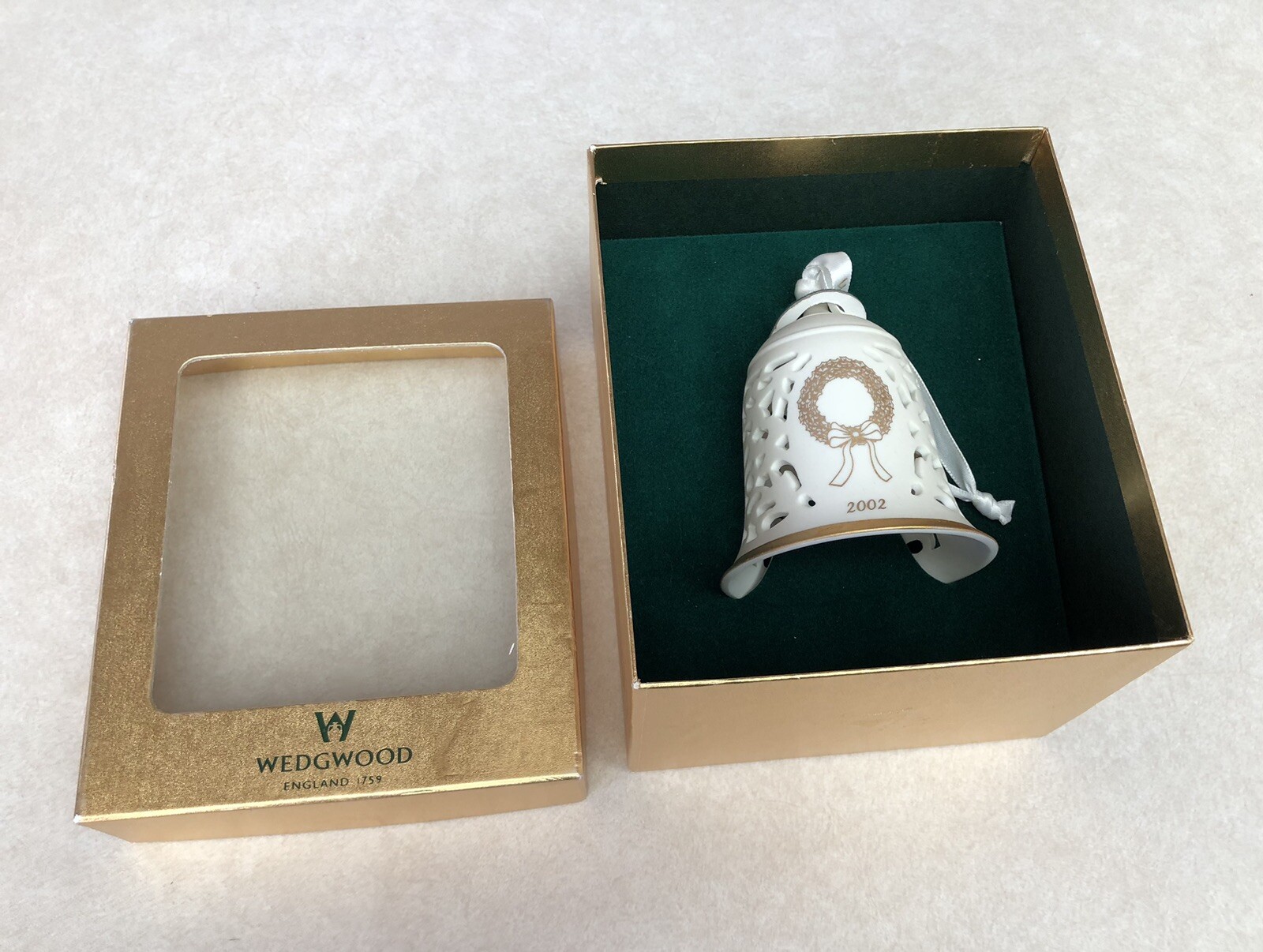 Wedgwood 2002 Annual Pierced Bell With Wreath Design, 4 Wedgwood 2002 Annual Pierced Bell With Wreath Design, 4