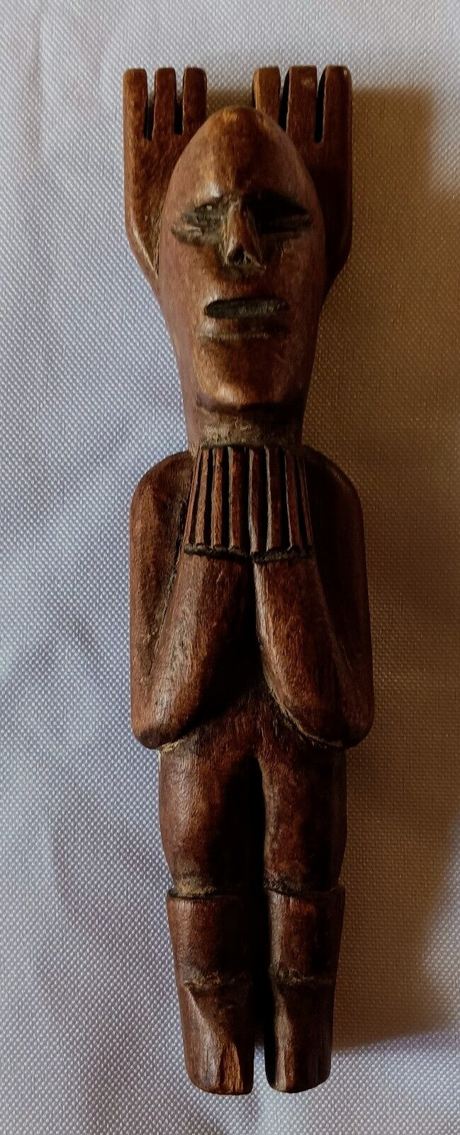 Vintage Guatemalan Mayan Carved Mahogany Wood Slingshot Circa. 1940-45 Vintage Guatemalan Mayan Carved Mahogany Wood Slingshot Circa. 1940-45
