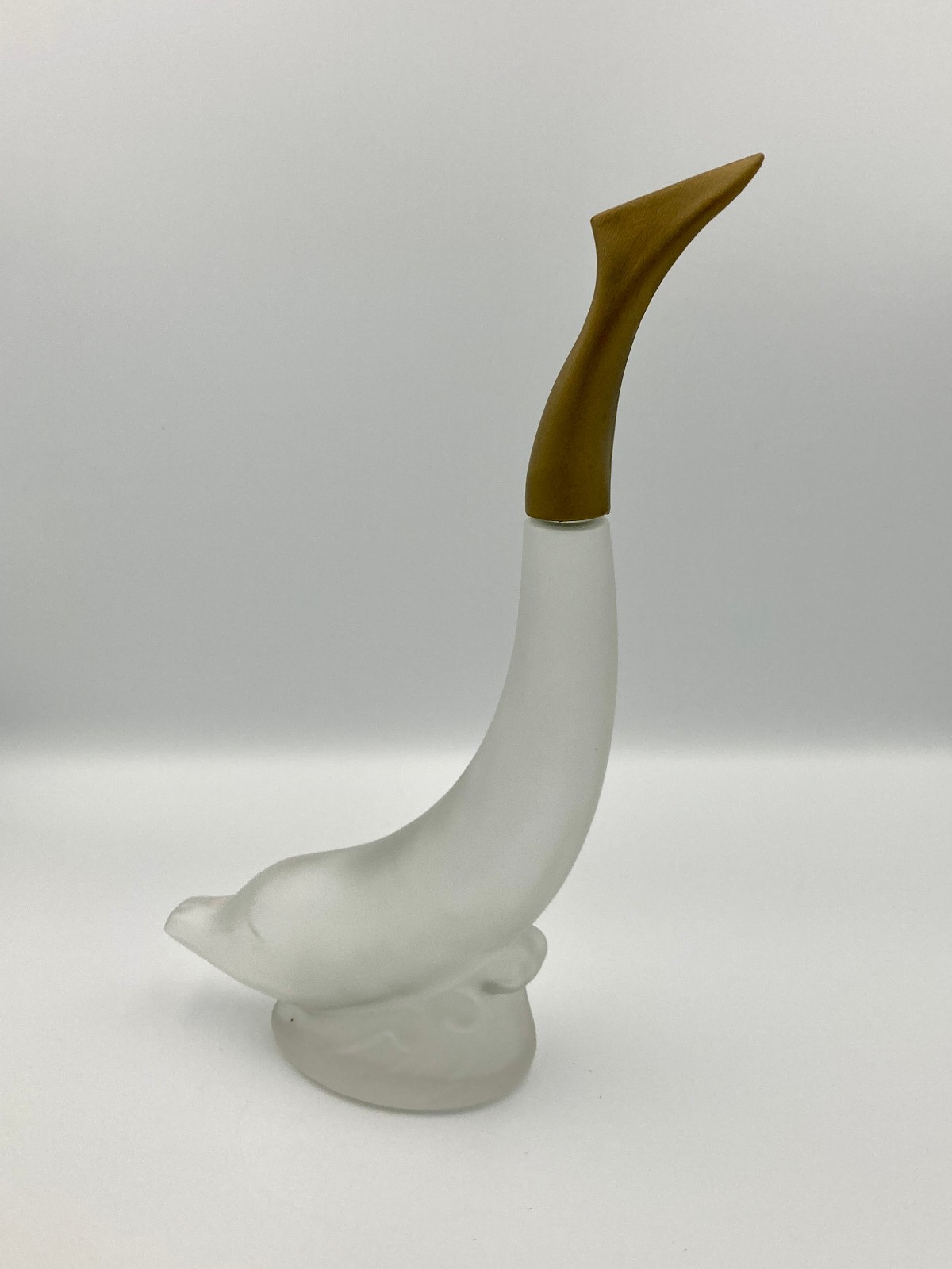 Avon Skin-So-Soft Bath Oil Dolphin Decanter Bottle 8 fl oz - Vintage Avon Skin-So-Soft Bath Oil Dolphin Decanter Bottle 8 fl oz - Vintage