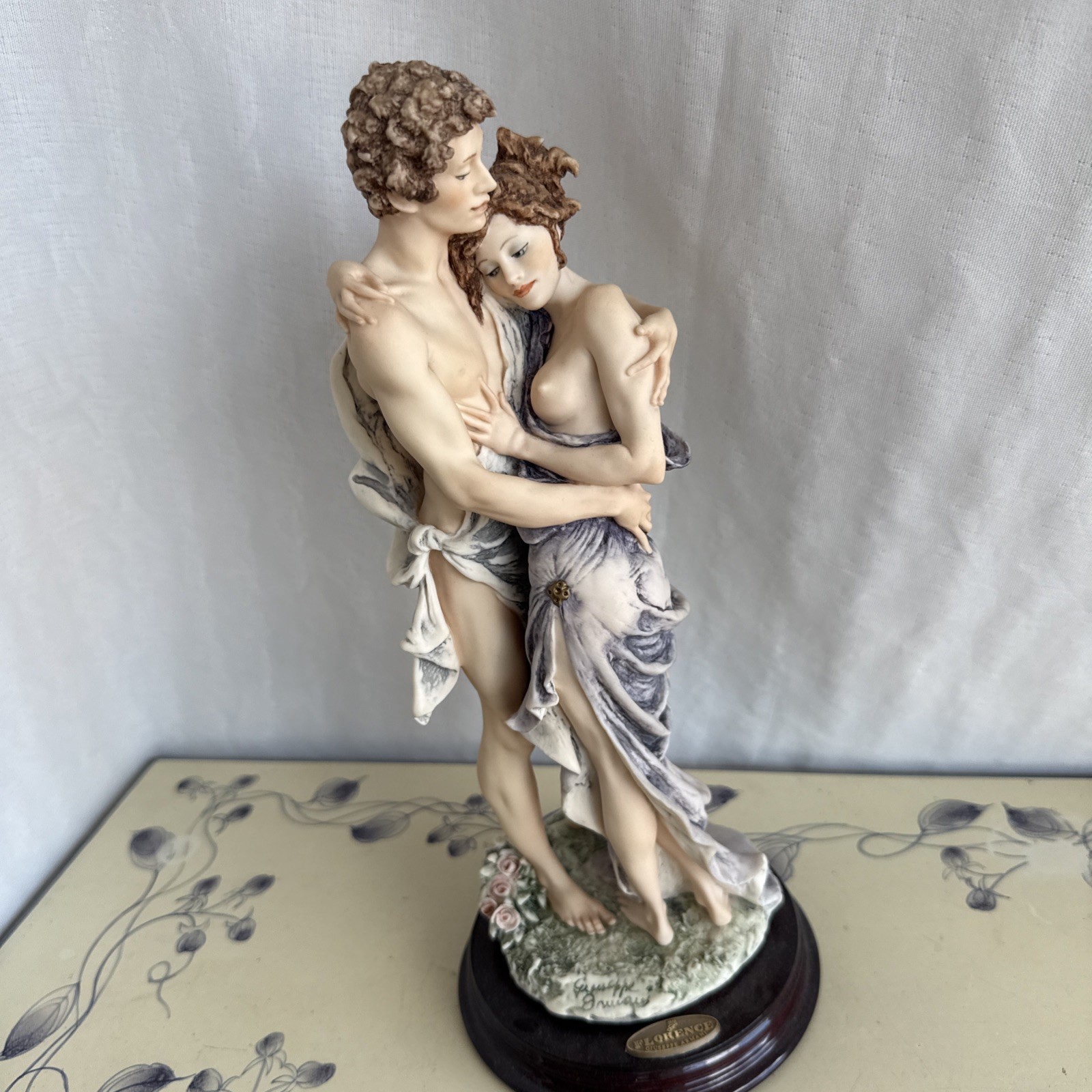 Giuseppe Armani Figurine, Heart and Soul,# 1254F,  1998, 13