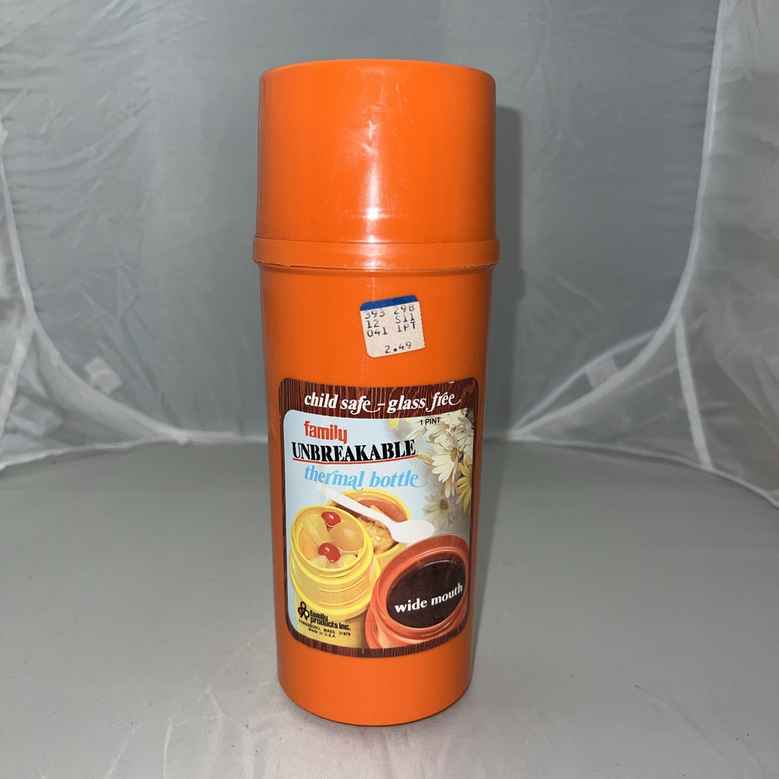Vintage 10” Family Products Orange Hot /Cold Thermal Bottle Thermos 1 Pint NOS Vintage 10” Family Products Orange Hot /Cold Thermal Bottle Thermos 1 Pint NOS