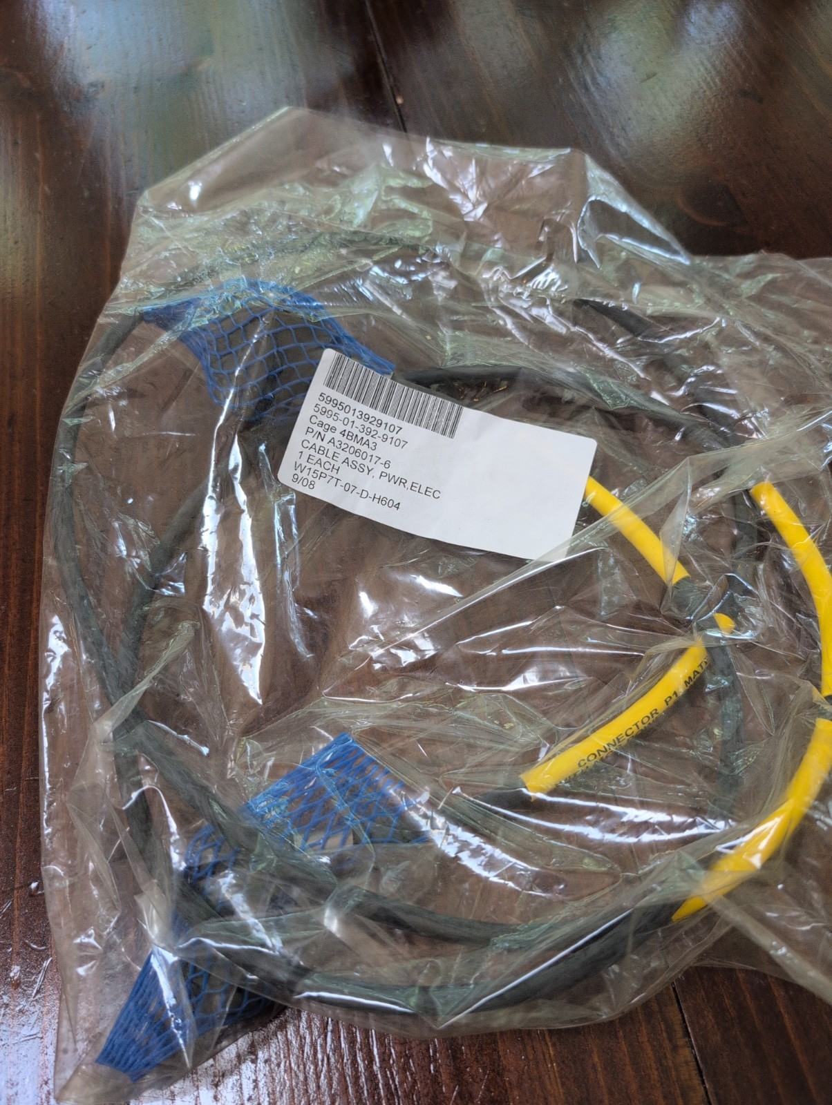 NEW VIC-3 INTERCOM POWER CABLE CX-13468 A3206017 6 Ft Long HMMWV SINCGARS Radio NEW VIC-3 INTERCOM POWER CABLE CX-13468 A3206017 6 Ft Long HMMWV SINCGARS Radio