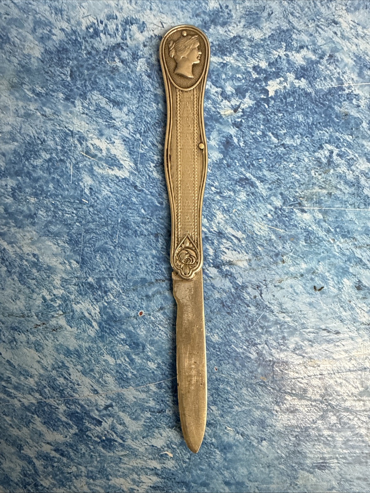 Vintage 19th Century Coin Silver .900 Fruit Folding Knife Vintage 19th Century Coin Silver .900 Fruit Folding Knife