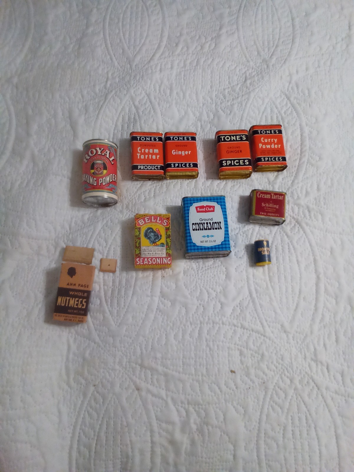 Collectible Vintage Various Spice Containers 1930's-70's (b)