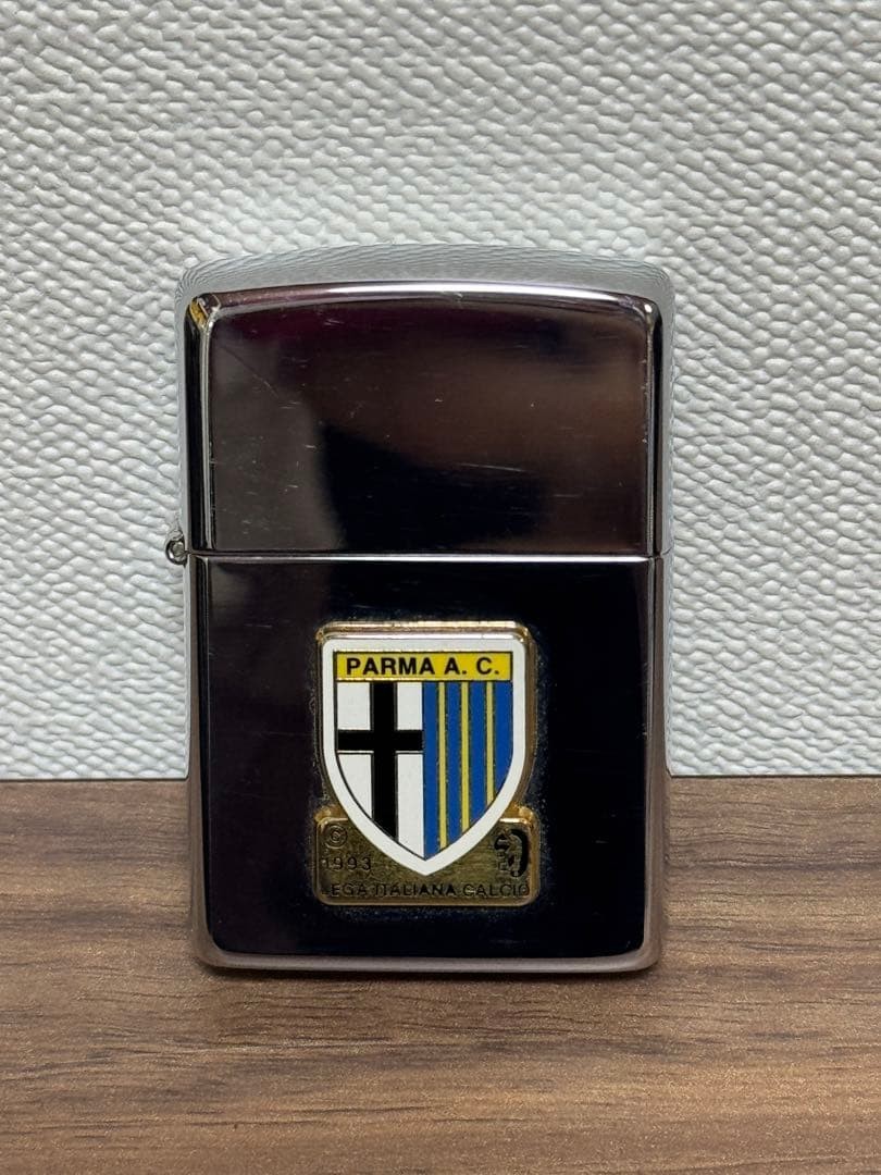 ZIPPO Parma A.C. Lega Calcio Used Small Damage ZIPPO Parma A.C. Lega Calcio Used Small Damage