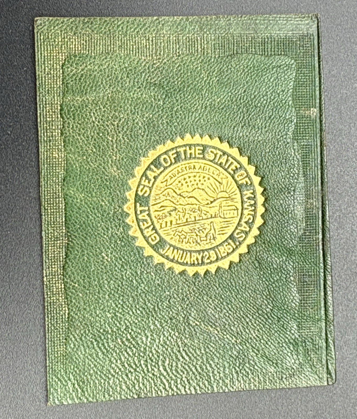 c1910 L23 Kansas State Seal Tobacco Leather Antique Green Gold c1910 L23 Kansas State Seal Tobacco Leather Antique Green Gold