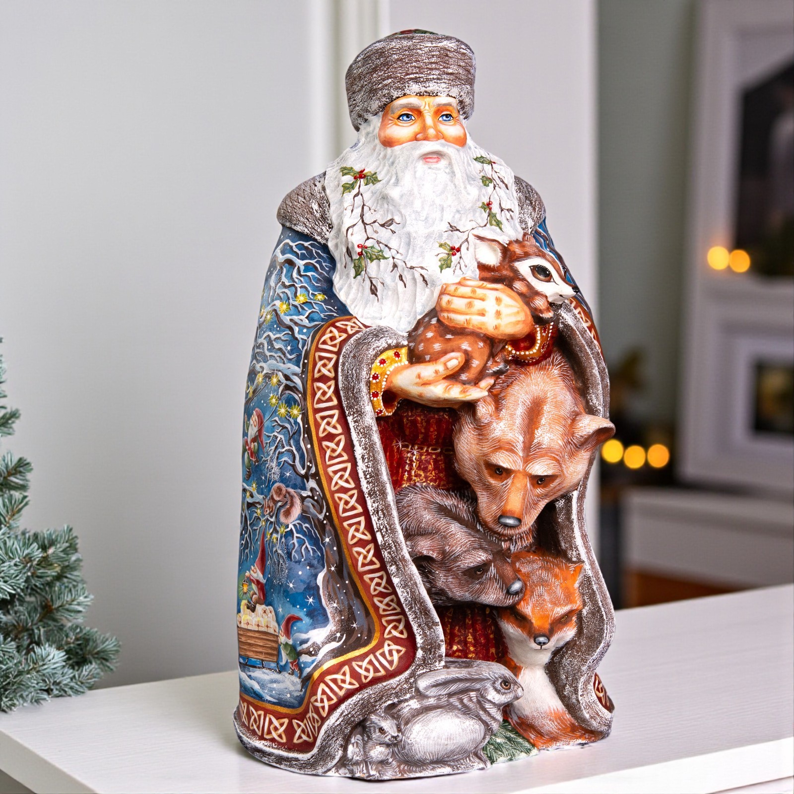 Old World Santa Figurine 14\