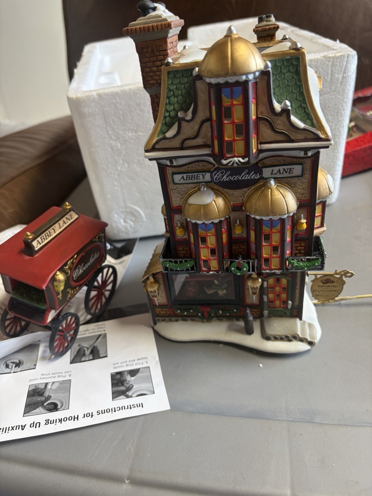 Dept 56 Dickens Village Abbey Lane Chocolates 58760 2007 Complete Set Wagon