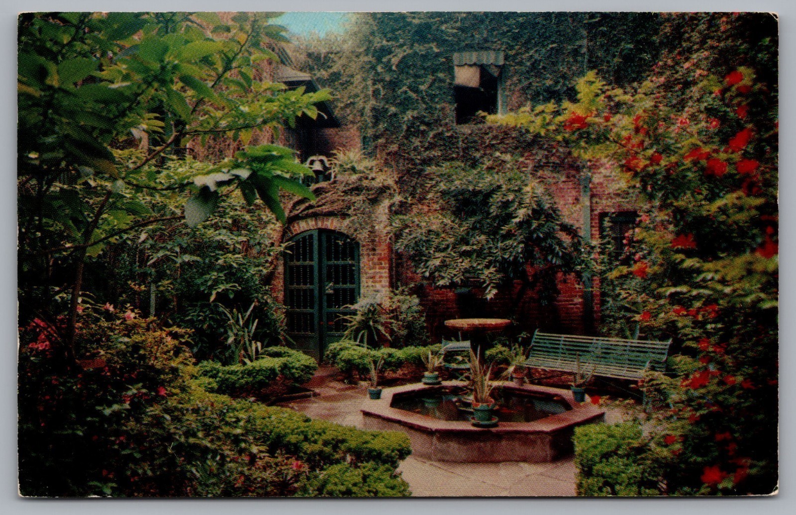 Little Theater Patio, New Orleans, LA. Vintage Postcard TS-177