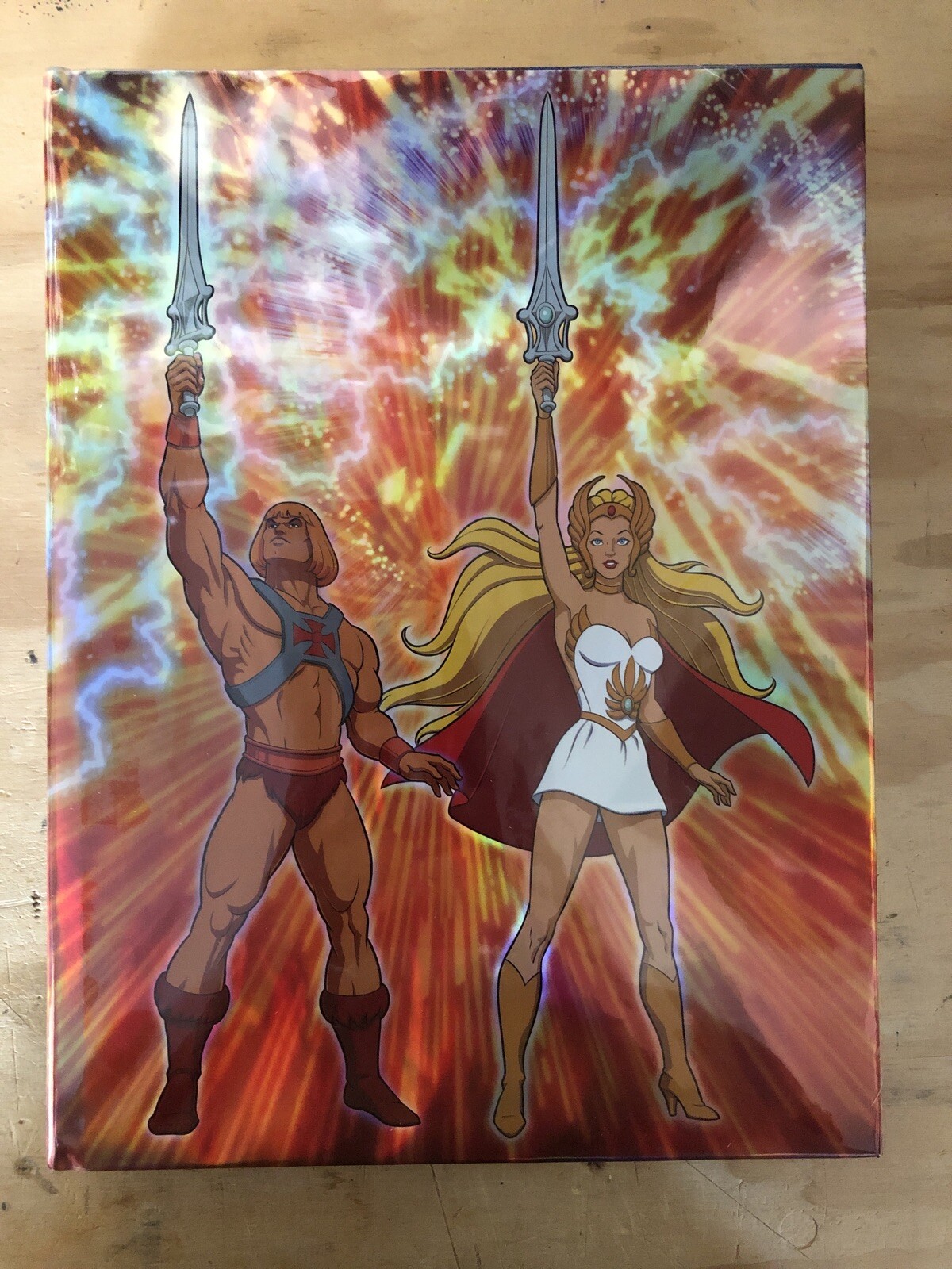 RARE He-Man & She-Ra Animated Guide LIMITED EDITION holofoil HARDCOVER 1 of 1000 RARE He-Man & She-Ra Animated Guide LIMITED EDITION holofoil HARDCOVER 1 of 1000