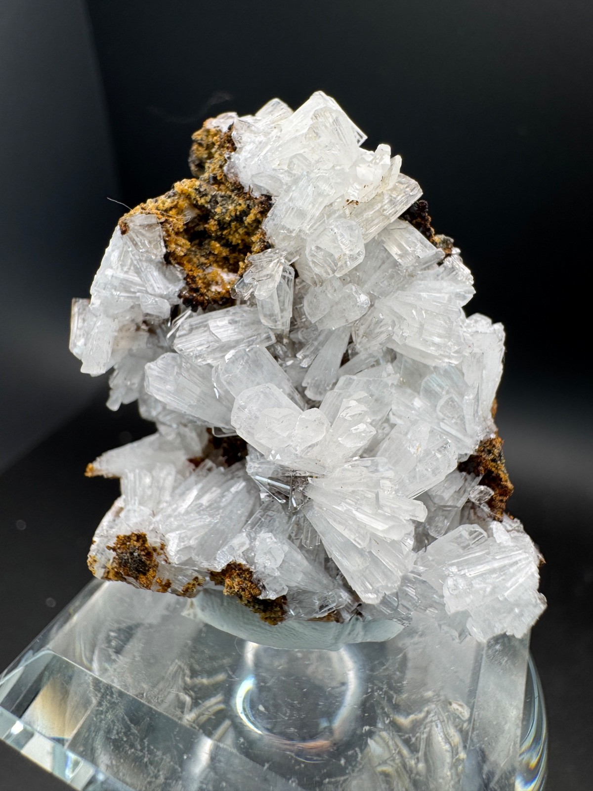 6904 Large Hemimorphite Crystals on Matrix 30g Mina Ojuela 6904 Large Hemimorphite Crystals on Matrix 30g Mina Ojuela