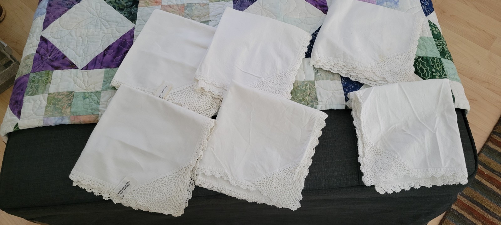 Vtg Set of 6 Linen Napkins  Hand Crocheted Lace Corners,trim, Cottagecore...
