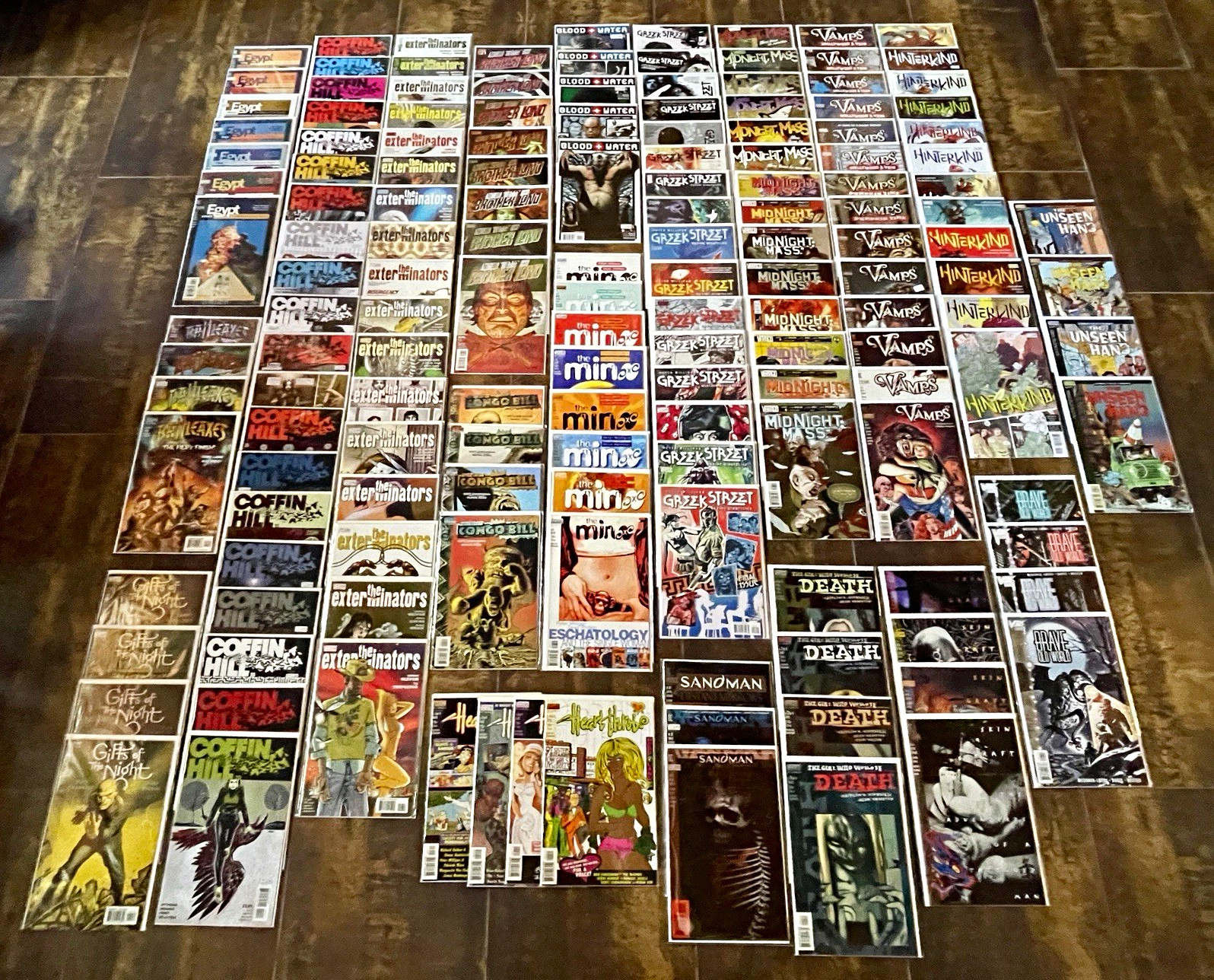 Huge Lot of VERTIGO COMICS (160+)  - Mixed Various Series Runs, Most Complete