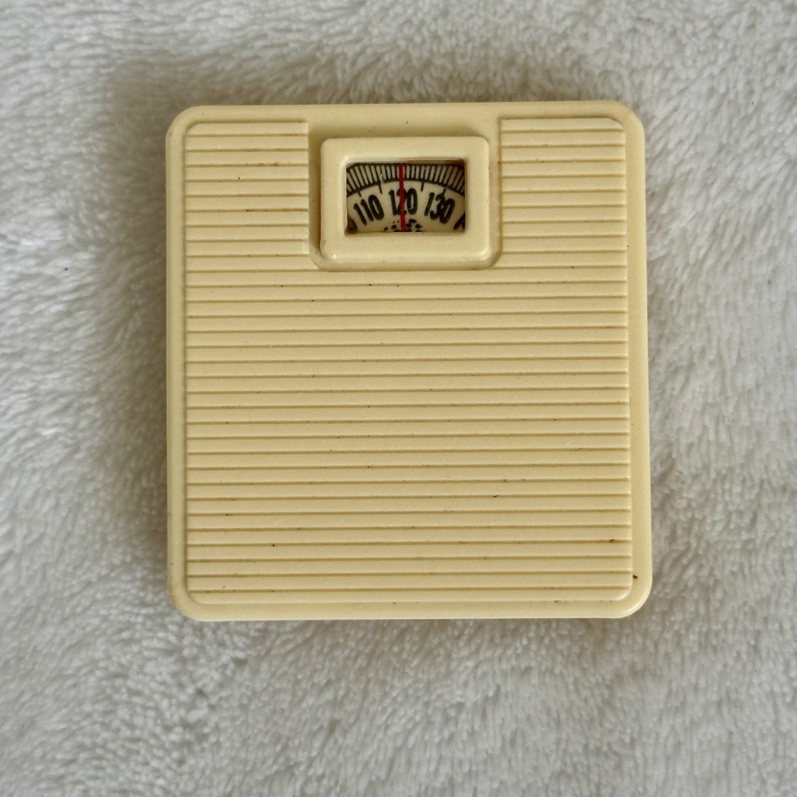 Vintage 1992 Acme Bathroom Scale Refrigerator Magnet Miniature 3D Dollhouse Vintage 1992 Acme Bathroom Scale Refrigerator Magnet Miniature 3D Dollhouse