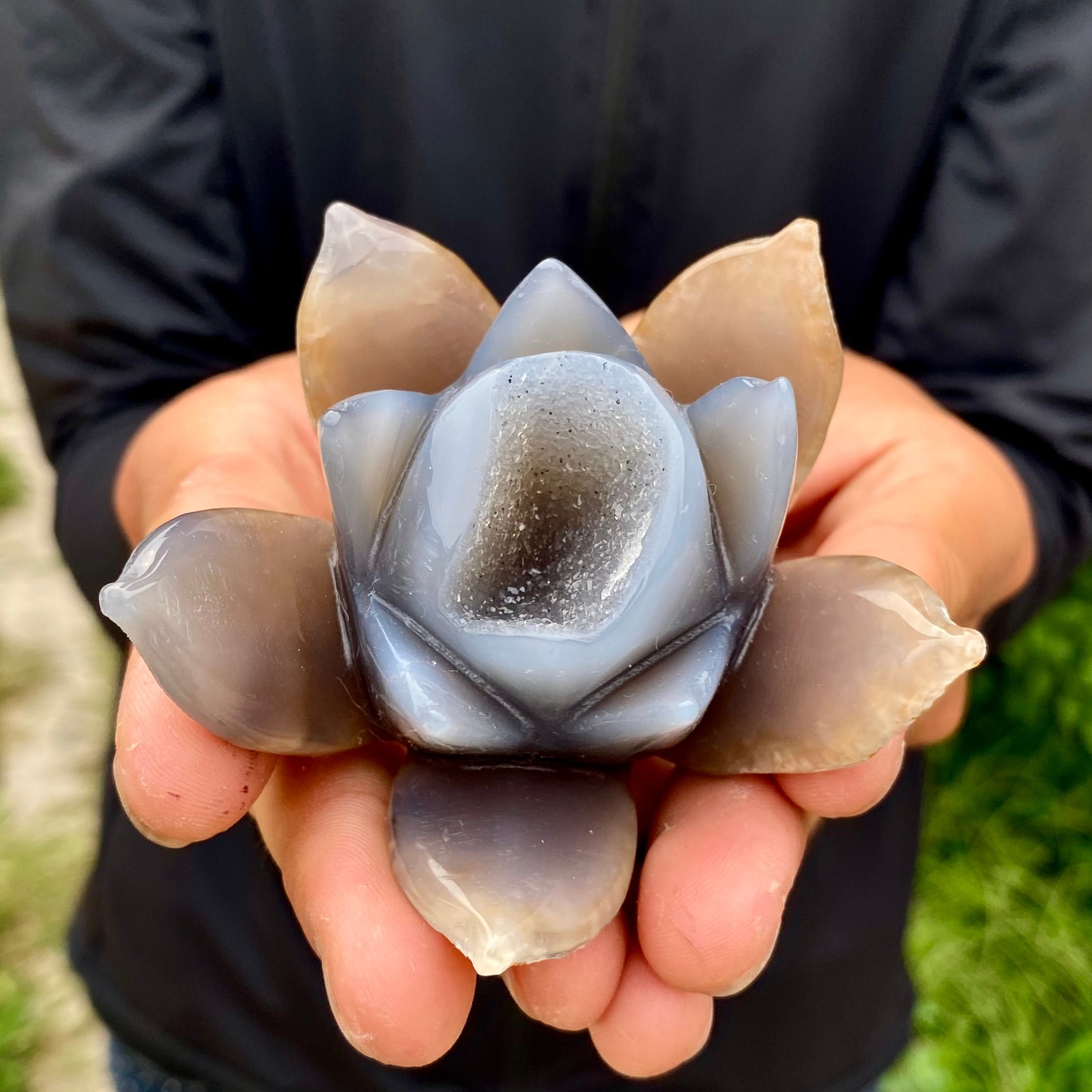 189G Natural Agate Geode Carved Lotus Flower, Hand Carved Healing Crystal Home