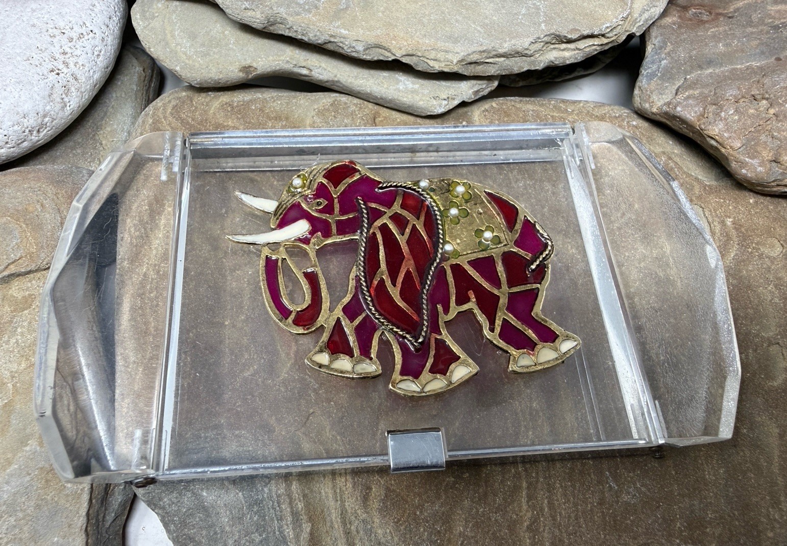 Rare VTG Belle Lucite Acrylic Elephant Stained Glass Makeup Compact Rectangular Rare VTG Belle Lucite Acrylic Elephant Stained Glass Makeup Compact Rectangular